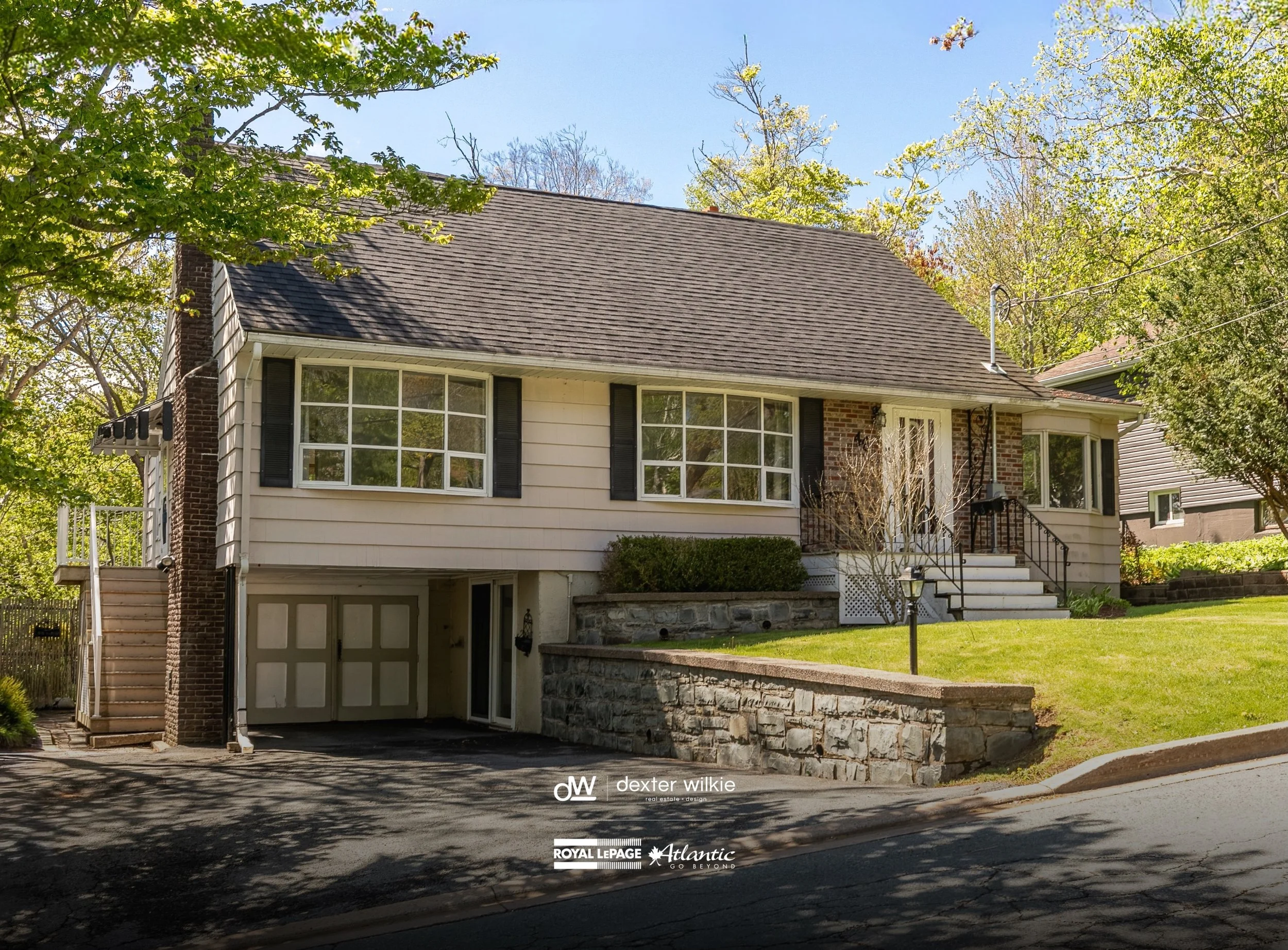 Some homes are move-in ready.
Others are full of possibility.

Welcome to 46 Tremont Drive in beautiful Rockingham, a rare opportunity for buyers with vision in one of Halifax&rsquo;s most established and sought-after neighbourhoods.

Set on a beauti