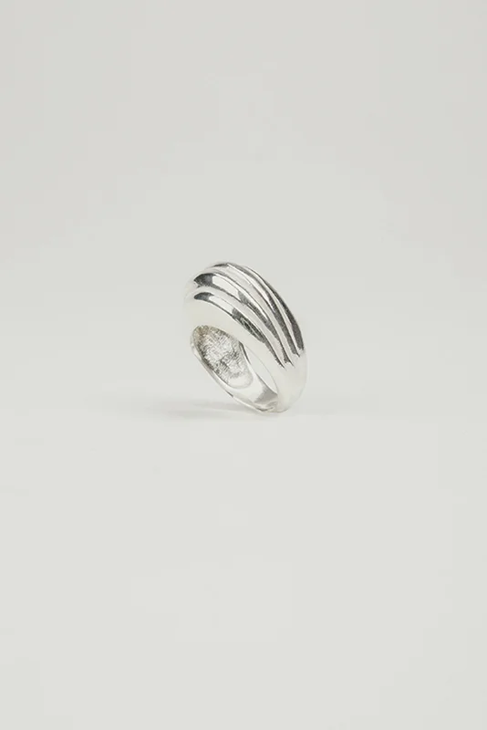 ARANI-NATHALIE-SCHRECKENBERG-JEWELRY.jpg