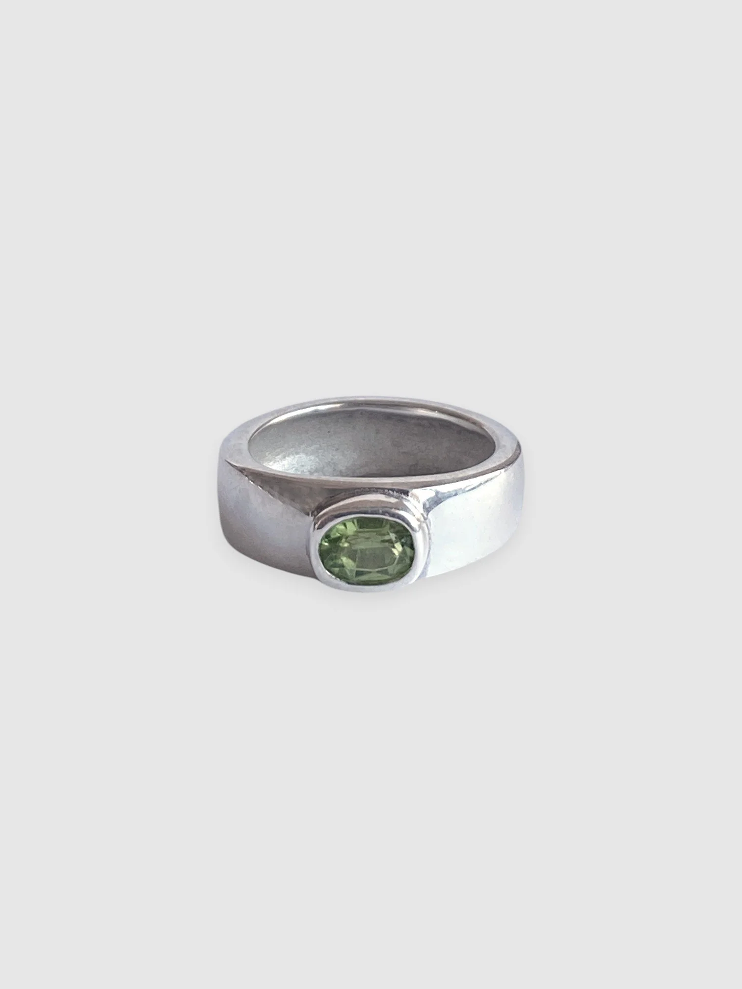 PERIDOTLUZRING.jpg