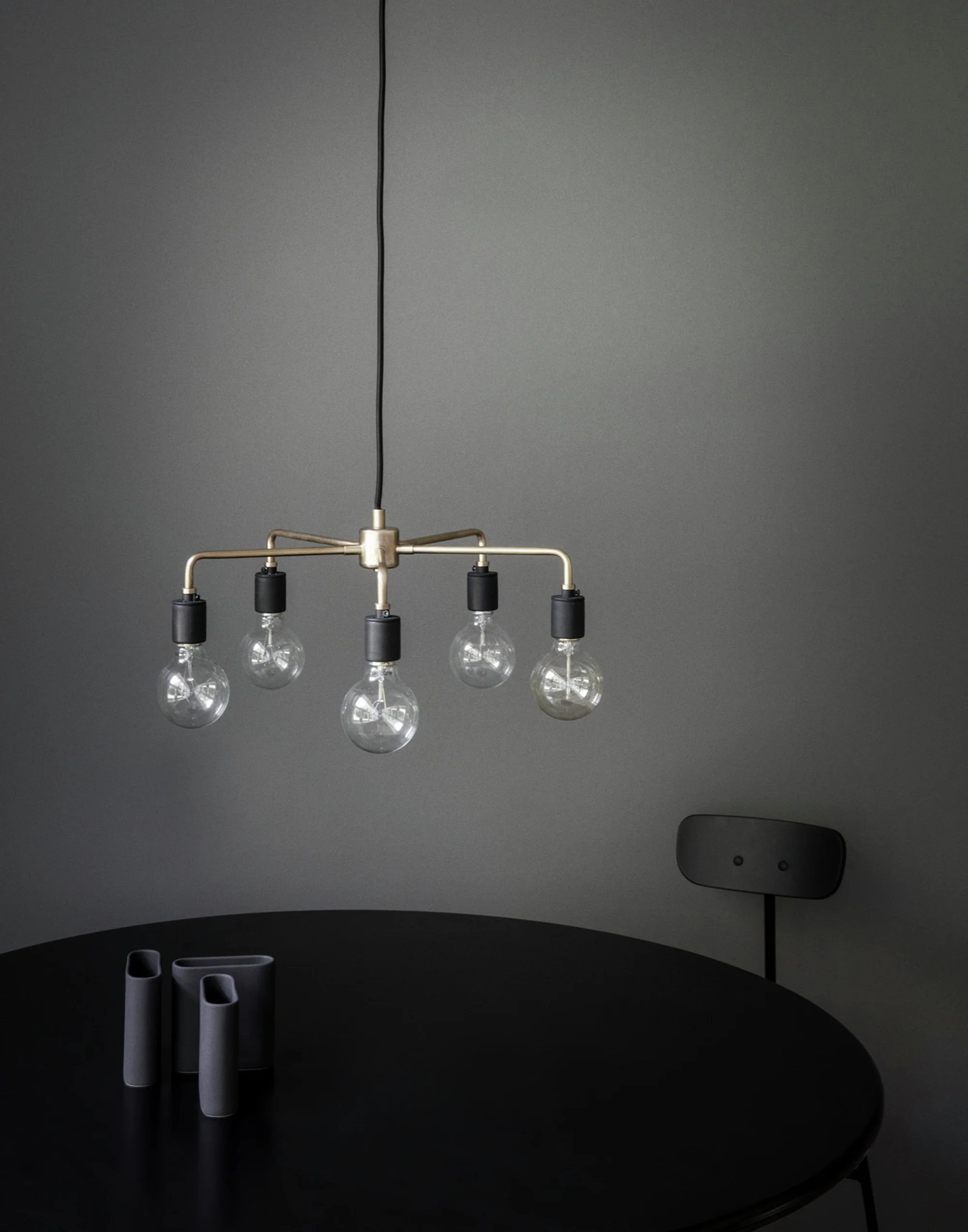 sorenrosestudio_leonardchandelier_environment_menu_l.jpg