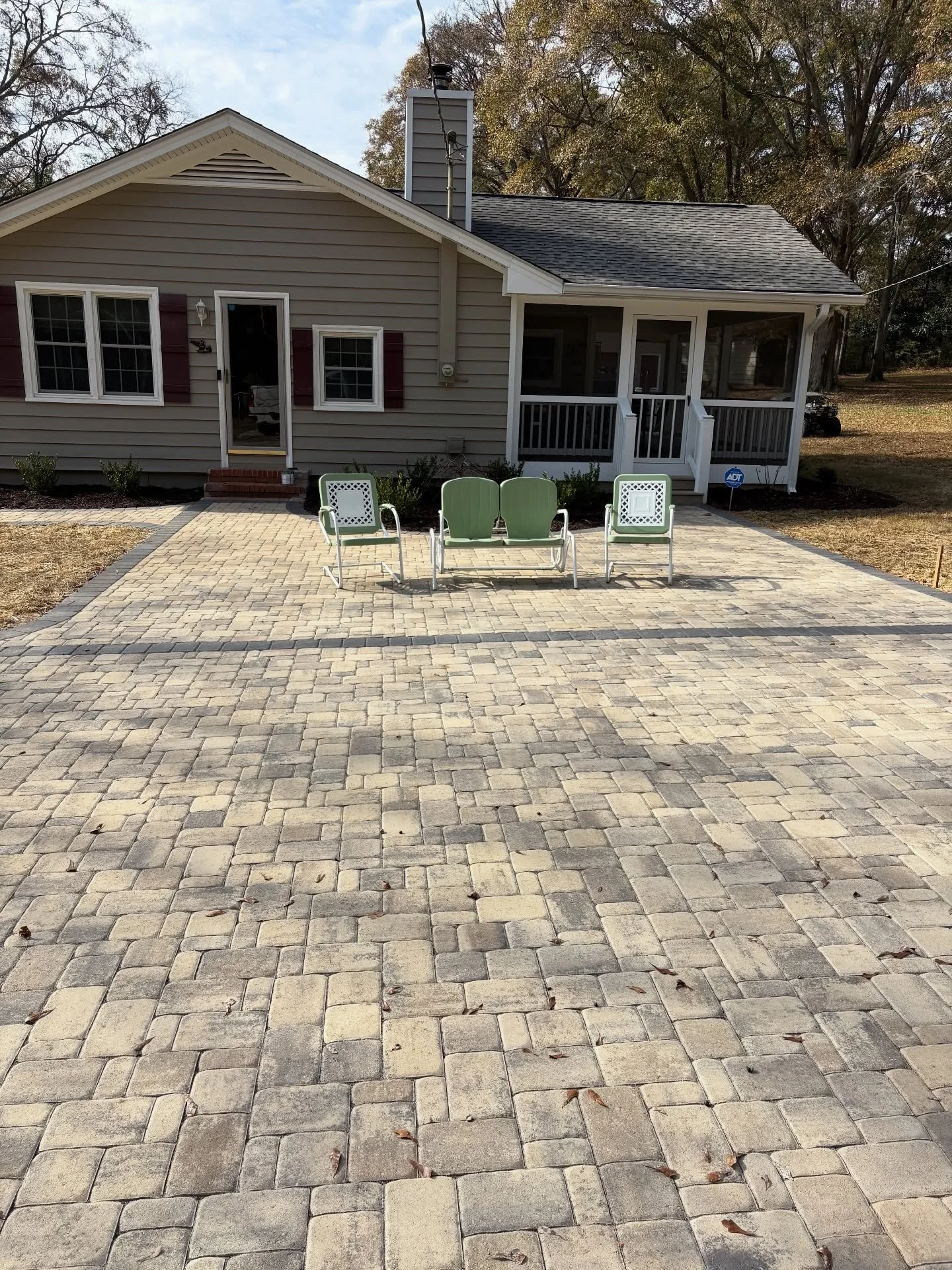 This project had a little bit of everything!
&bull;
New front walkway, new parking pad, retaining wall, steps, paver patio and foundation facelift plant package from @haleybrowningdesigns 
&bull;
@belgardoutdoorliving products that will last a life t