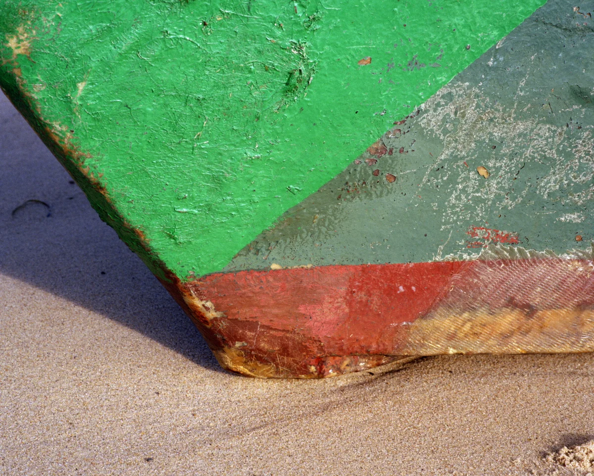 Boat bottom on Beach 1996.JPG