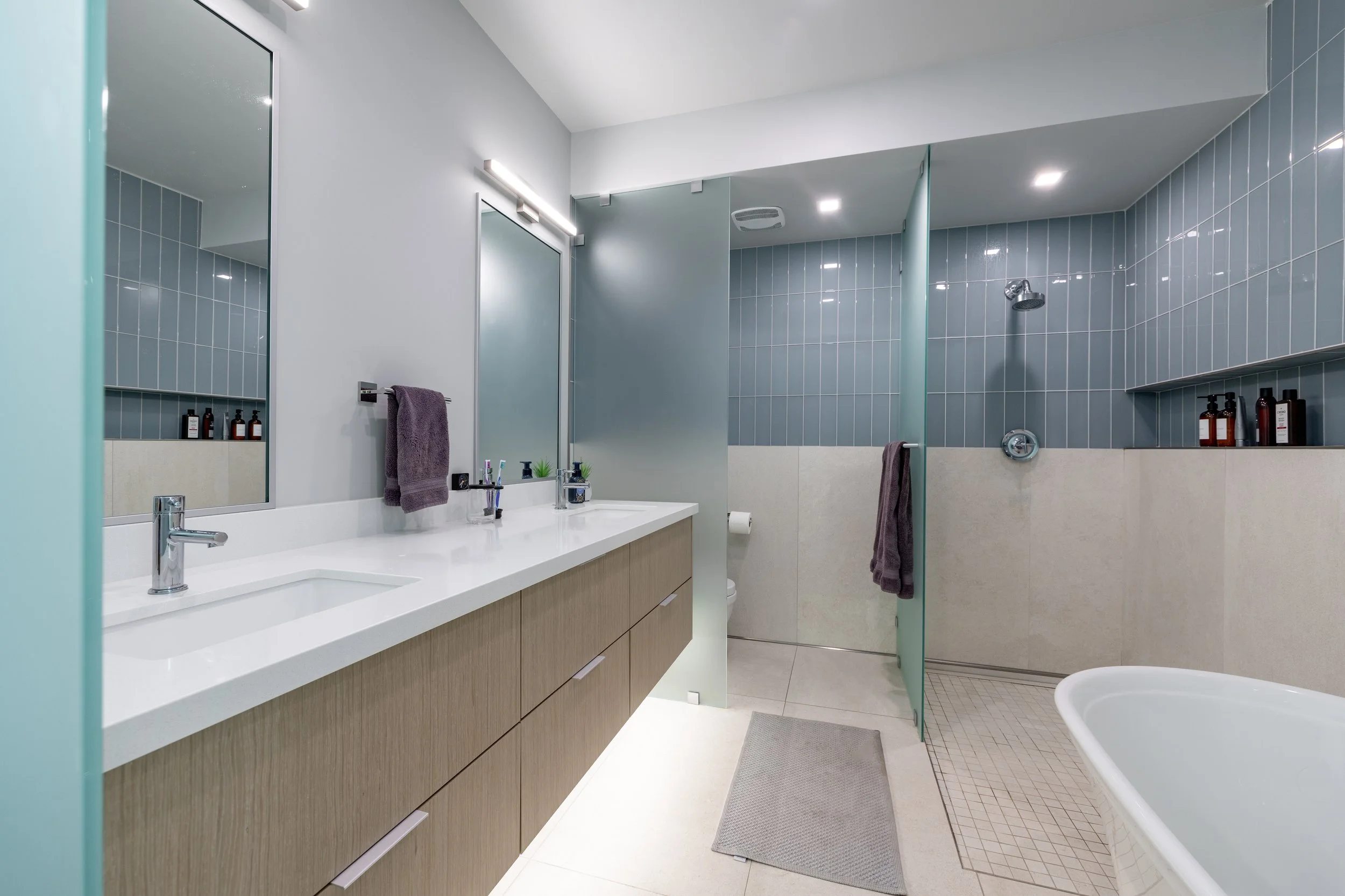 McGreer Residence Master Bathroom 2 Website.jpg