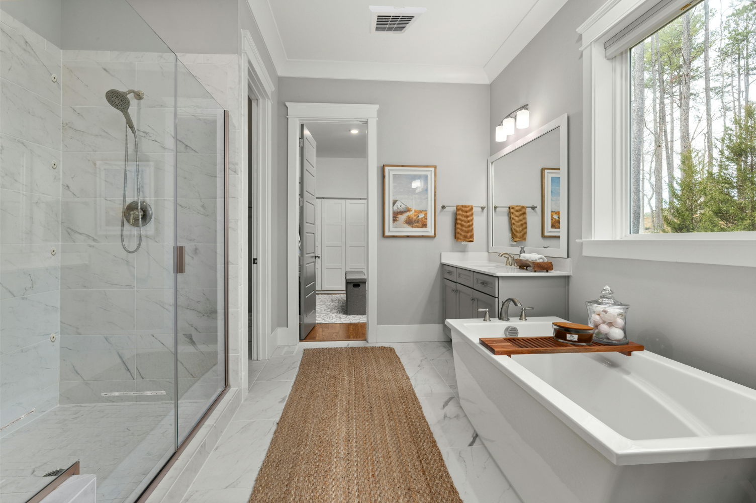 A Guide on Preventing Mold and Mildew in Your Shower