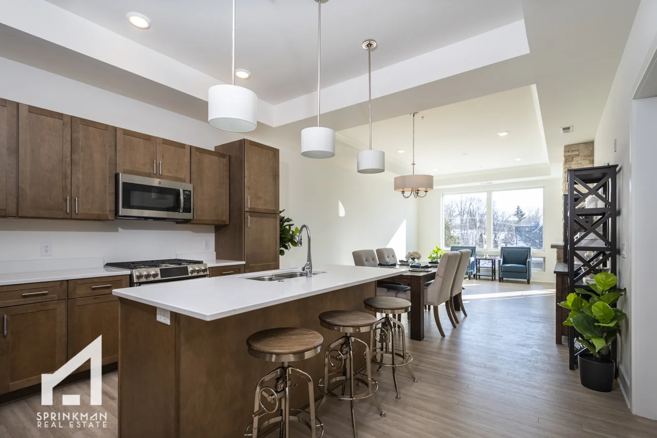 2019_Waubesa_102_mls-9.jpg