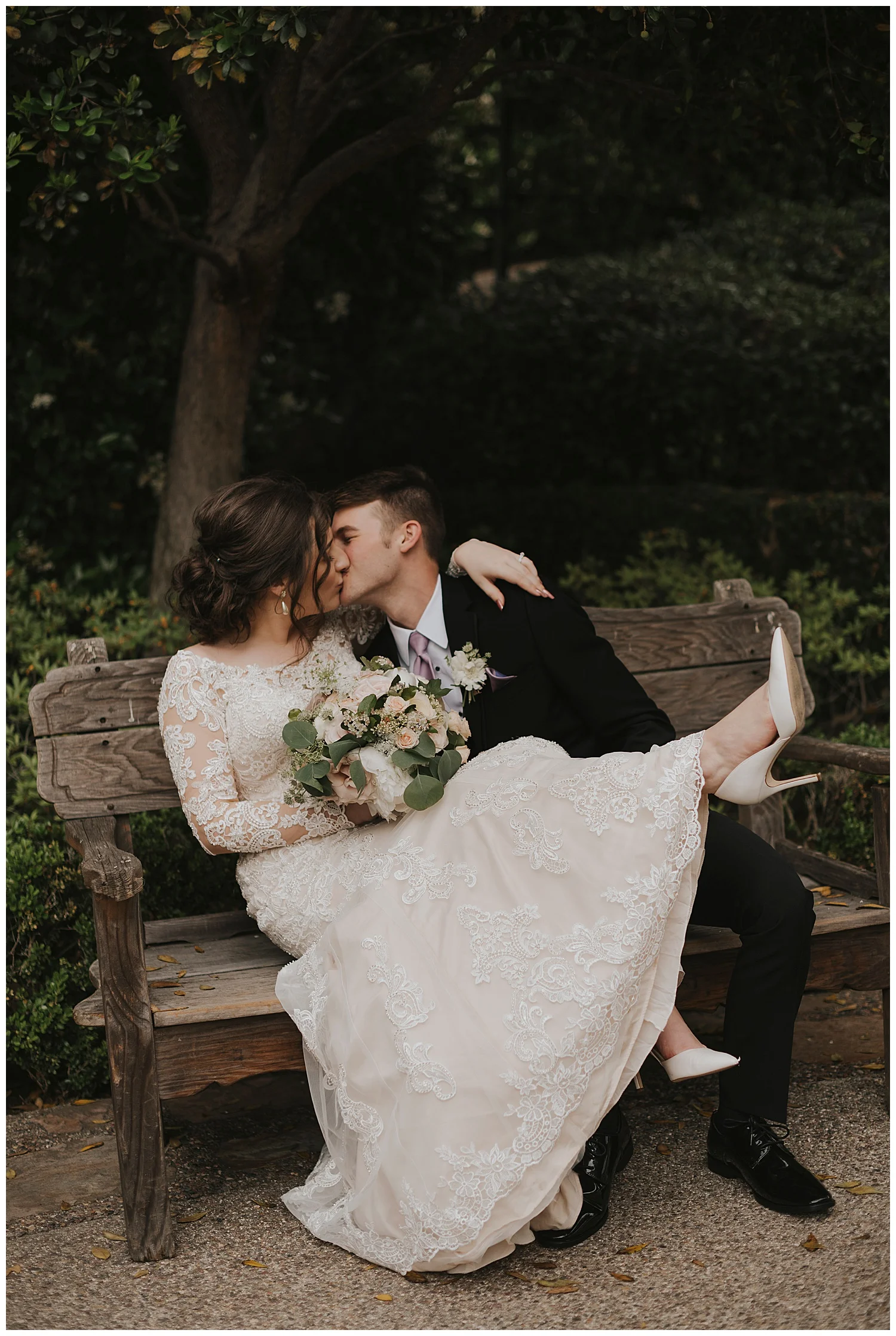 Romatic-Rainy-Winery-Wedding_0010.jpg