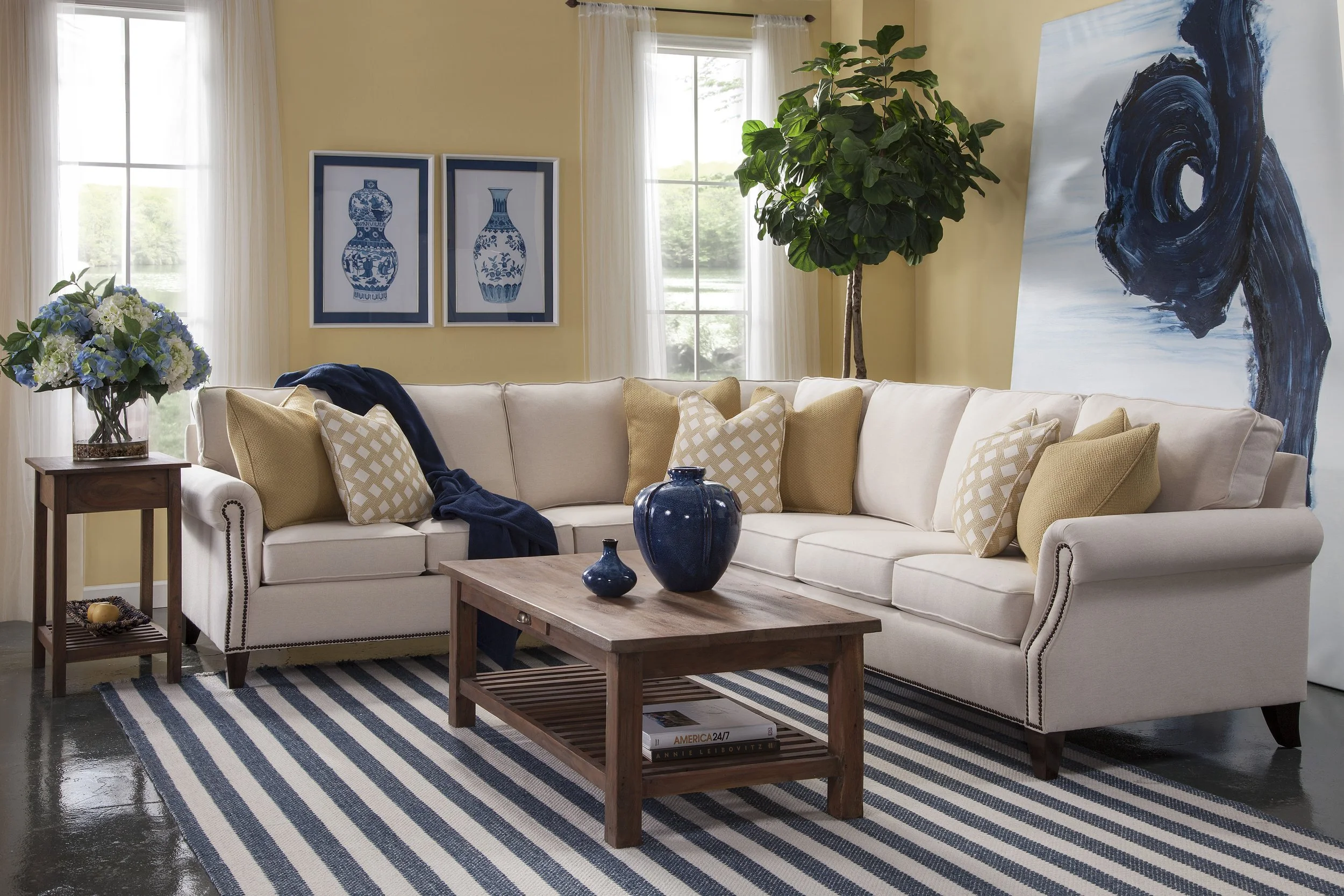 3311 Sectional by Mayo
