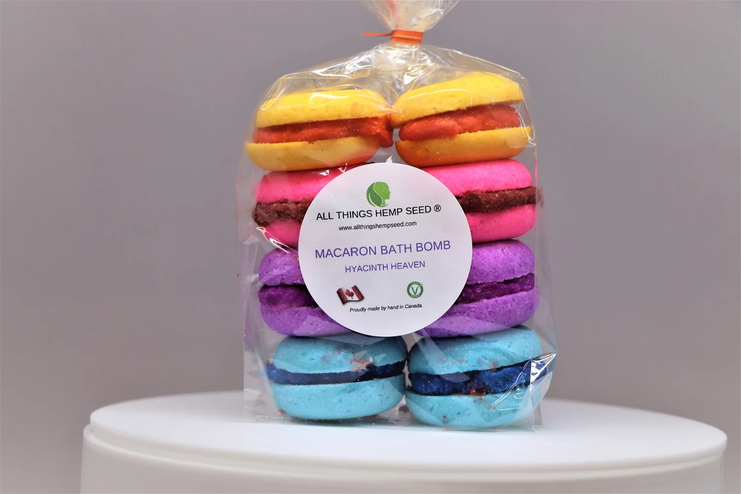 Macaron Bath Bubbles Hyacinth Heaven Scent) — All Things