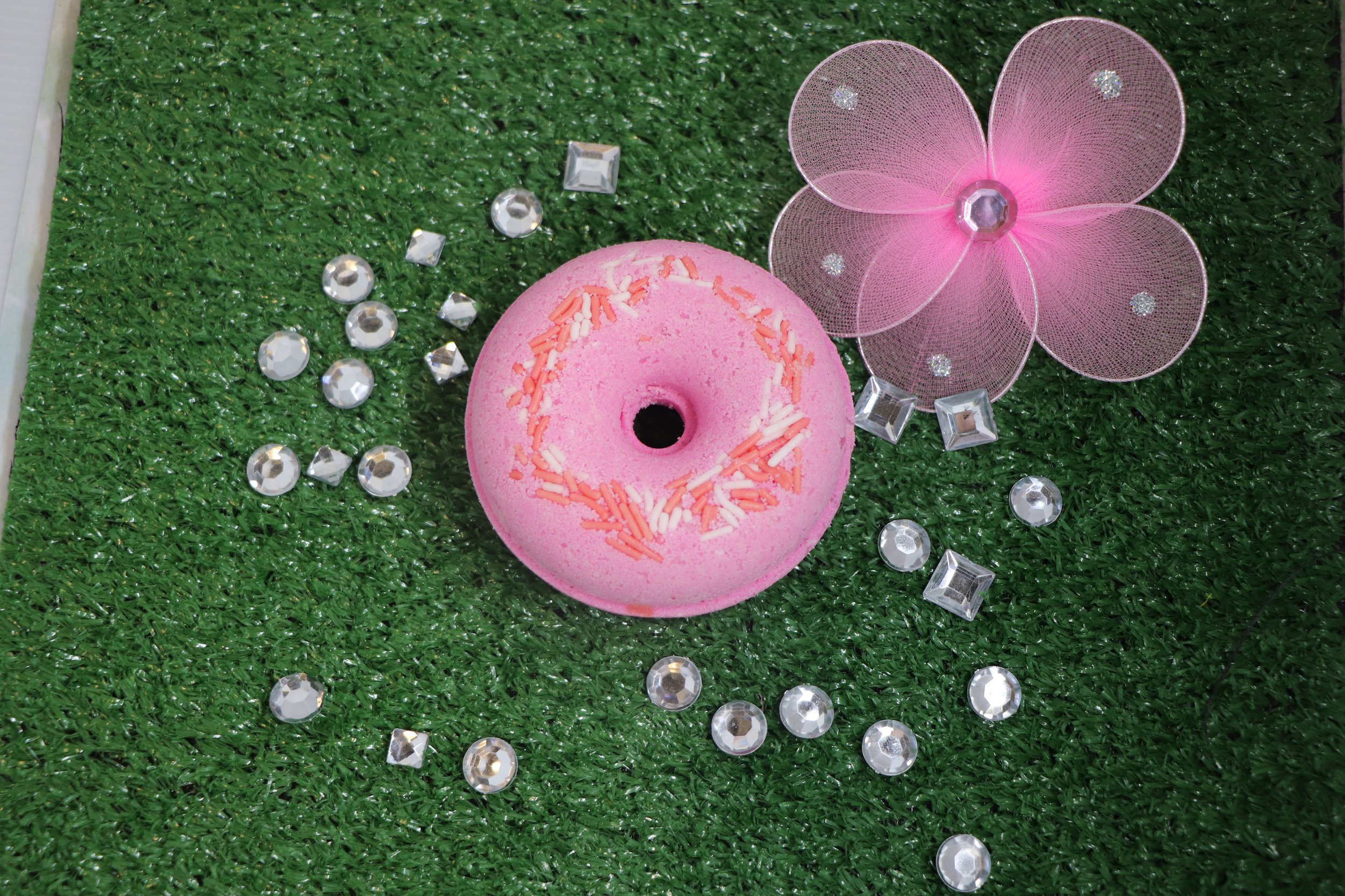 Bath Bomb - Strawberry Donut