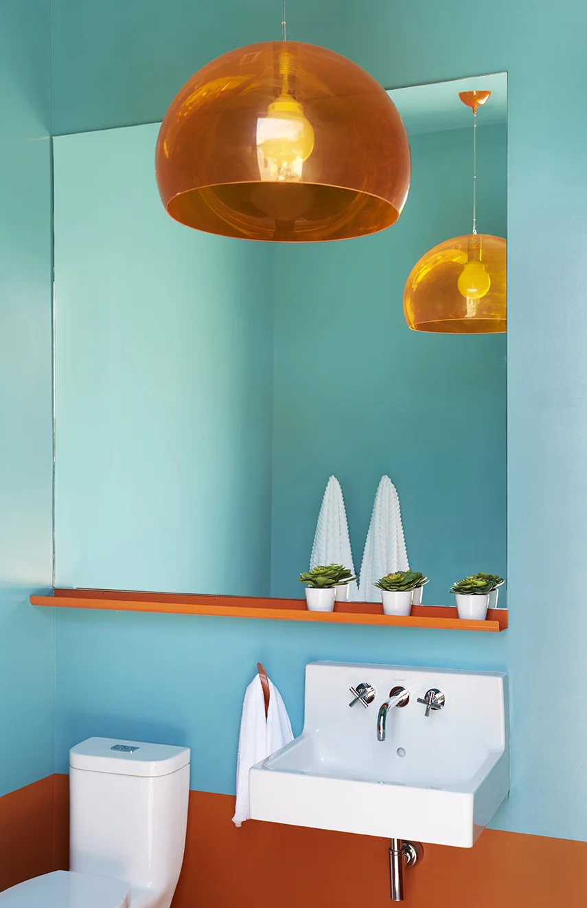 Pool_Bathroom_012.jpg