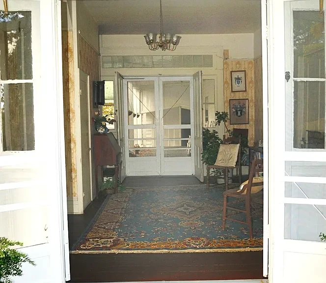 hutchins house3.webp