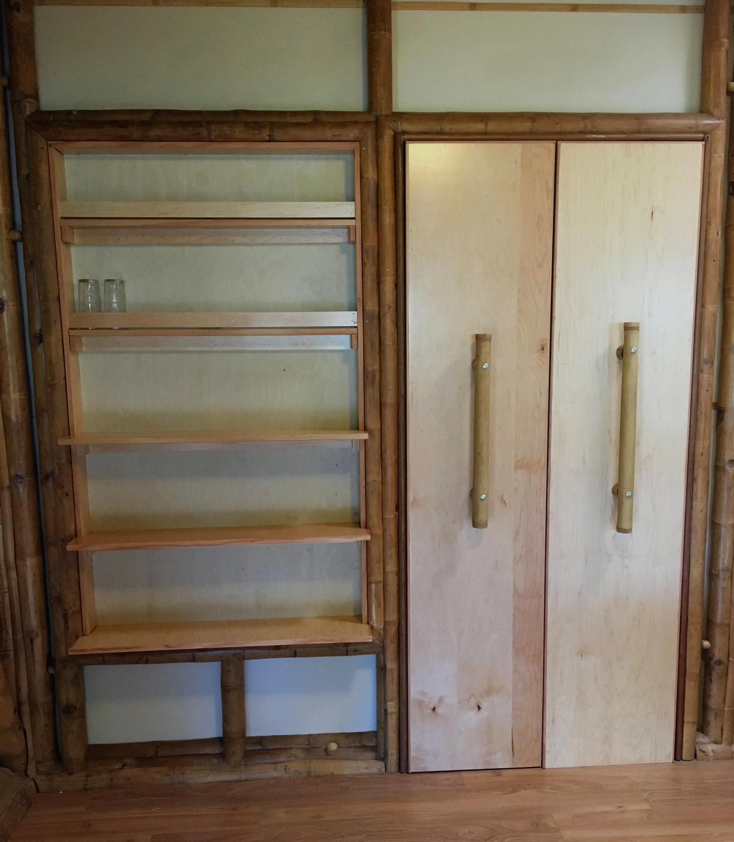  With custom spice rack! 