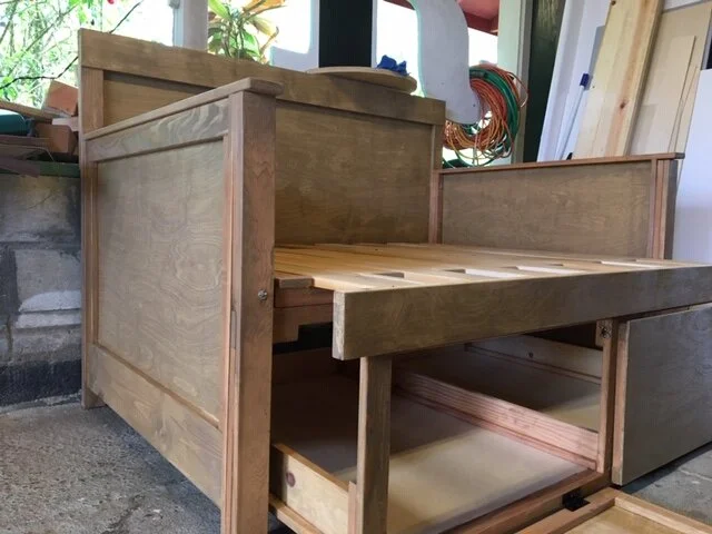 storageBedCouch.JPG