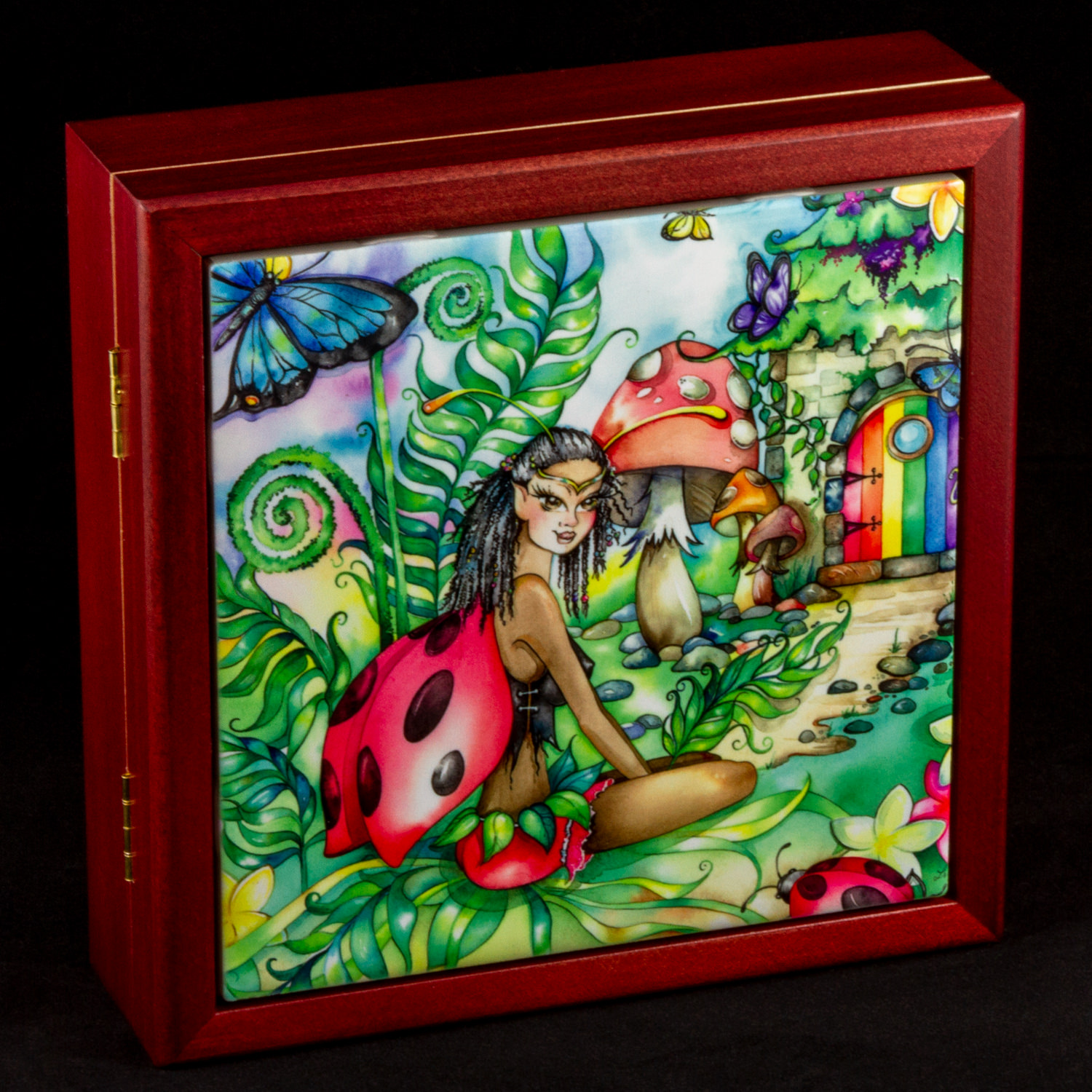 stash-box-closed-ladybug.jpg
