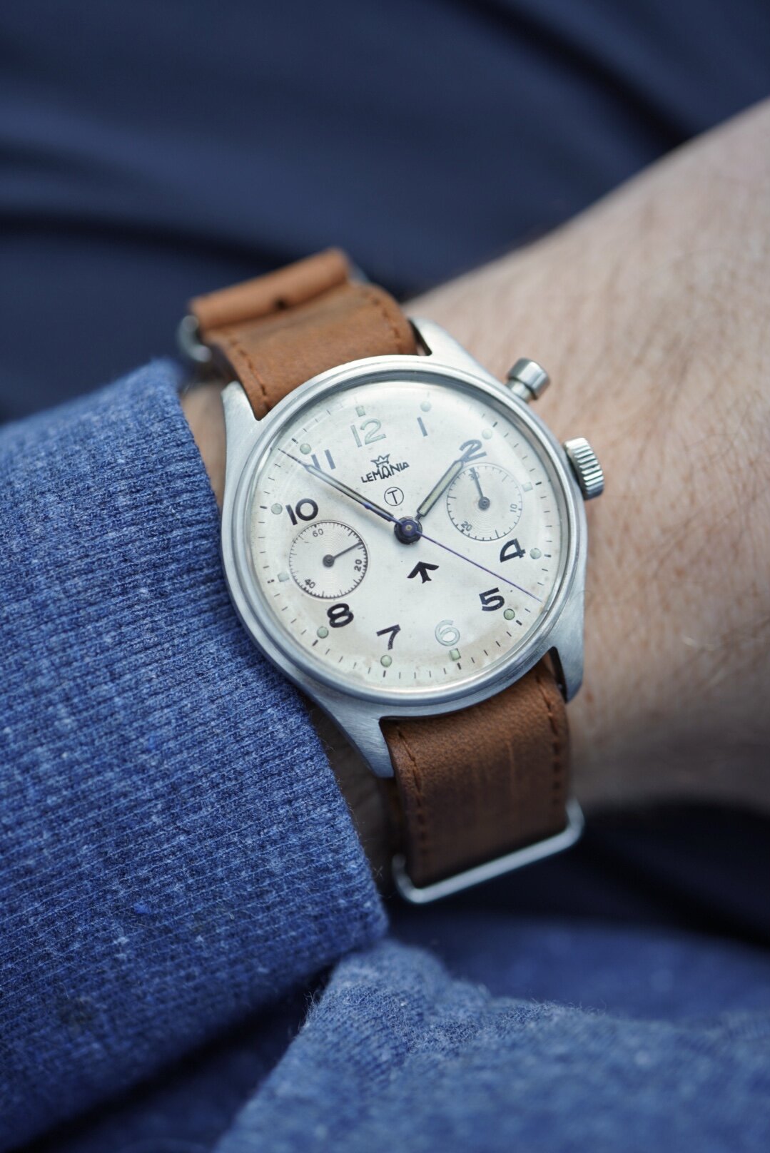 D3F81B45-E9BC-406C-95C3-69A378E9A227