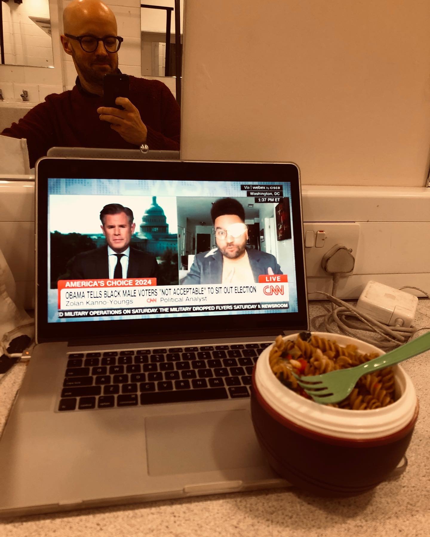 Tour time scran and #cnn in Omagh.