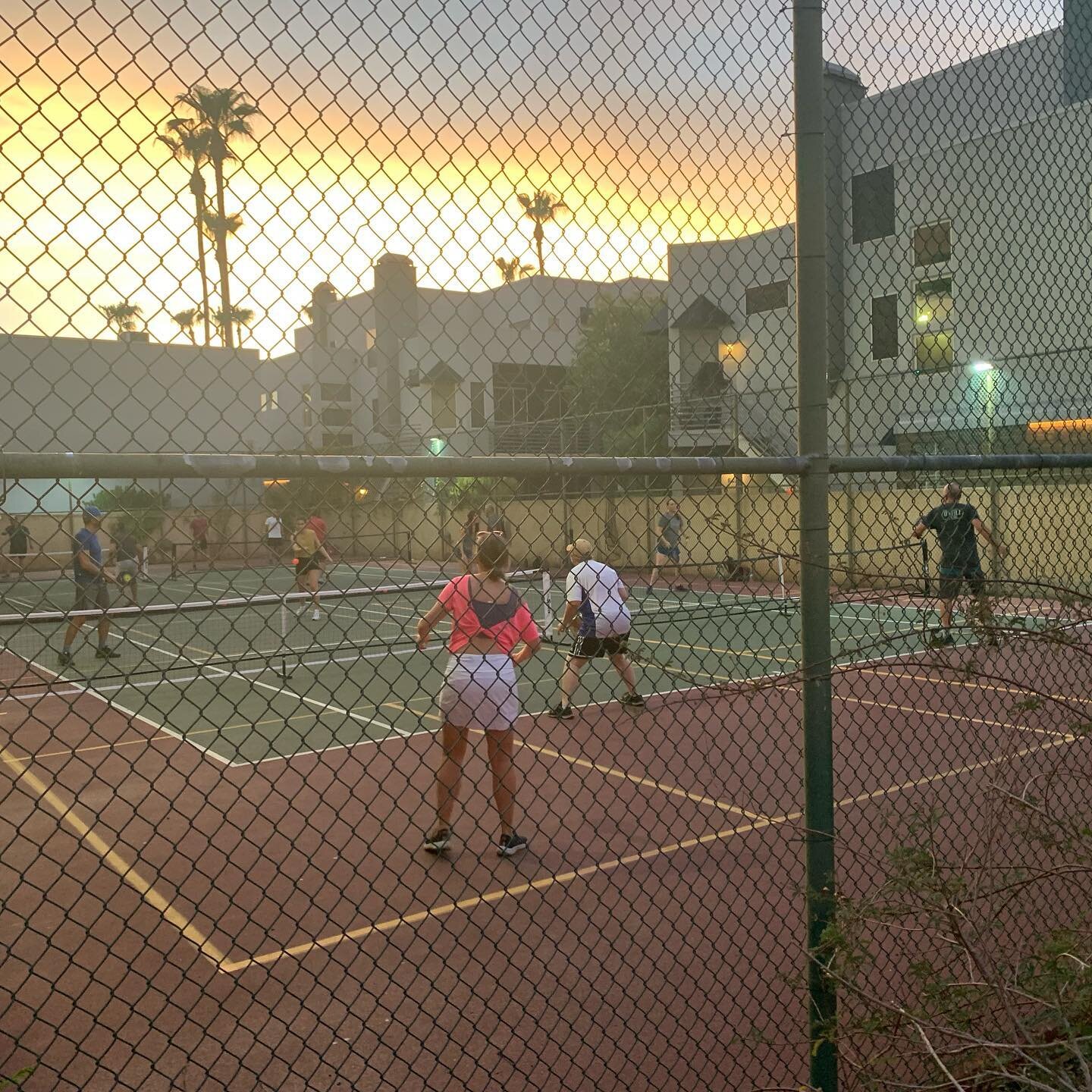 We don&rsquo;t let an Excessive Heat warning get in the way of our #pickleball fun! We&rsquo;re Arizonans! 😎🌵☀️
.
#phxpickleball #lgbtpickleball #excessiveheat #allwelcome