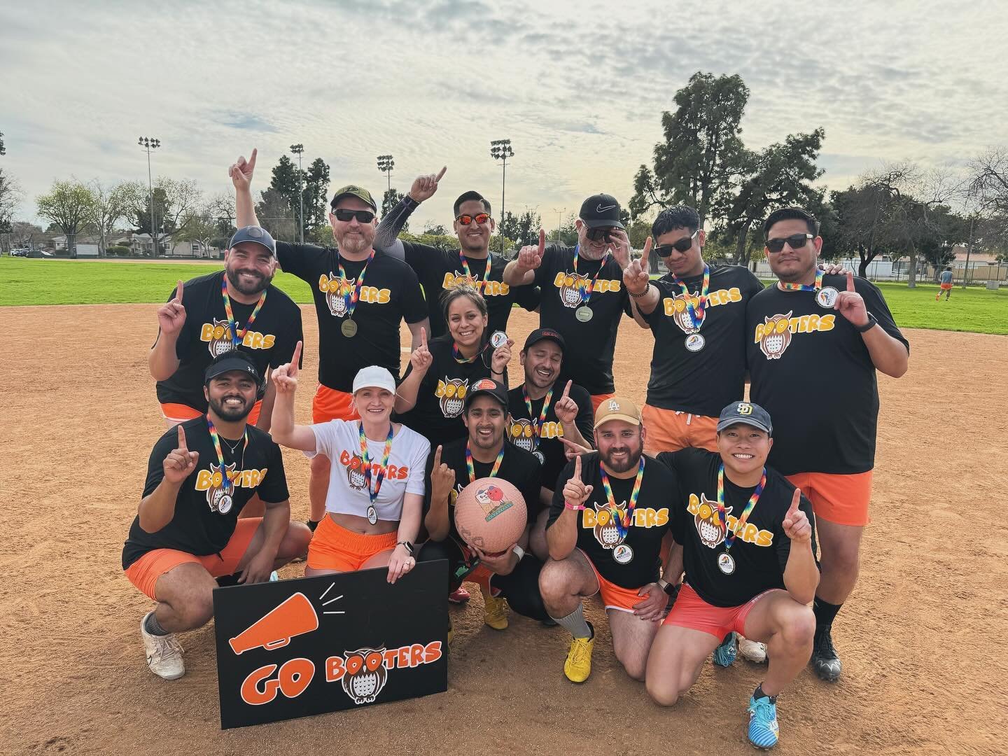 🎉BIG CONGRATS to BOOTERS, the 🥇winners of the Draft 2024 Gender Inclusive Kickball season! Great job to all of you!!! 🦉 🏆