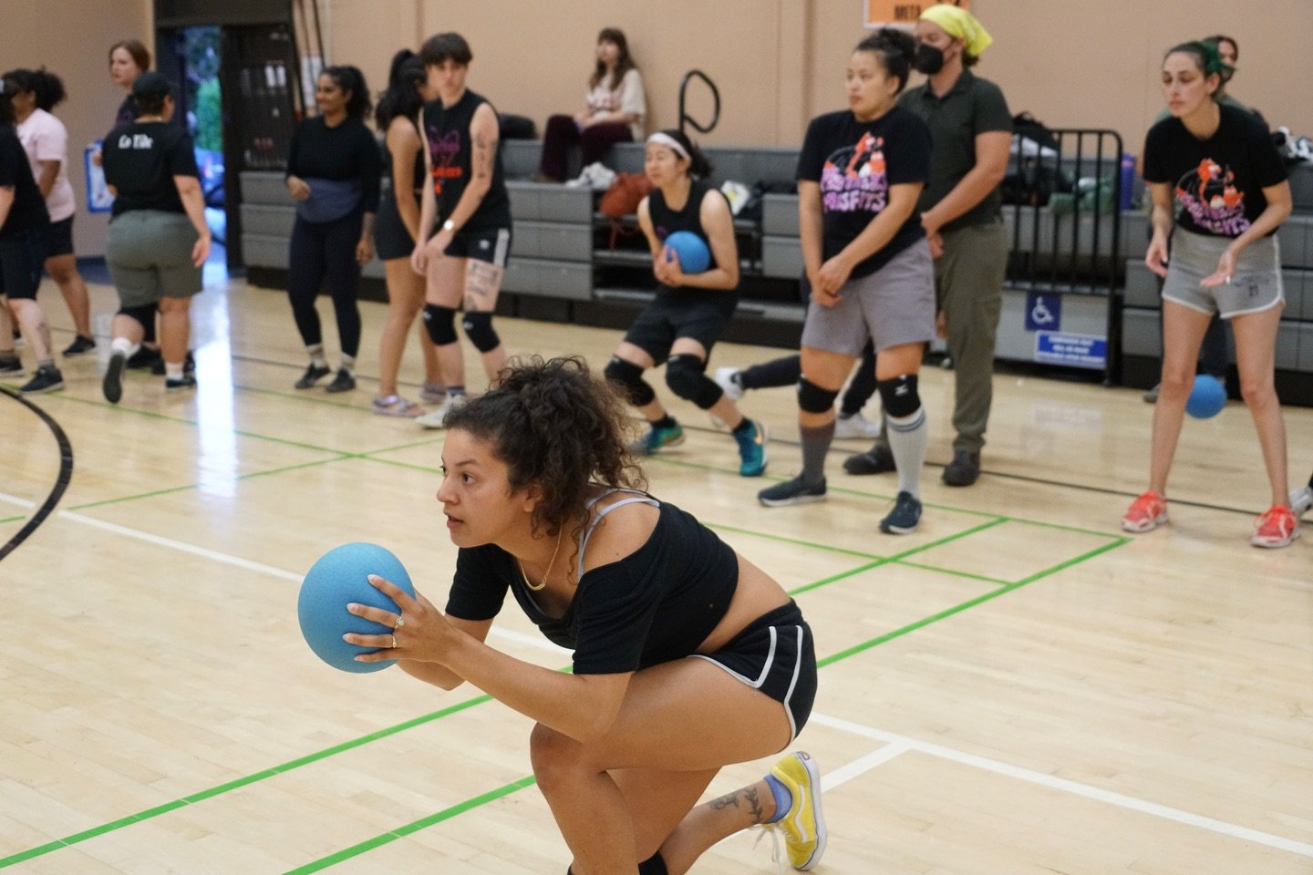 Another incredible season of Oakland She/They dodgeball in the books! Thanks again to @snapsforbri who took these Spring Season action shots ✨ 

Tonight, we celebrate with our End of Season Party! And don&rsquo;t miss out on signing up for the summer
