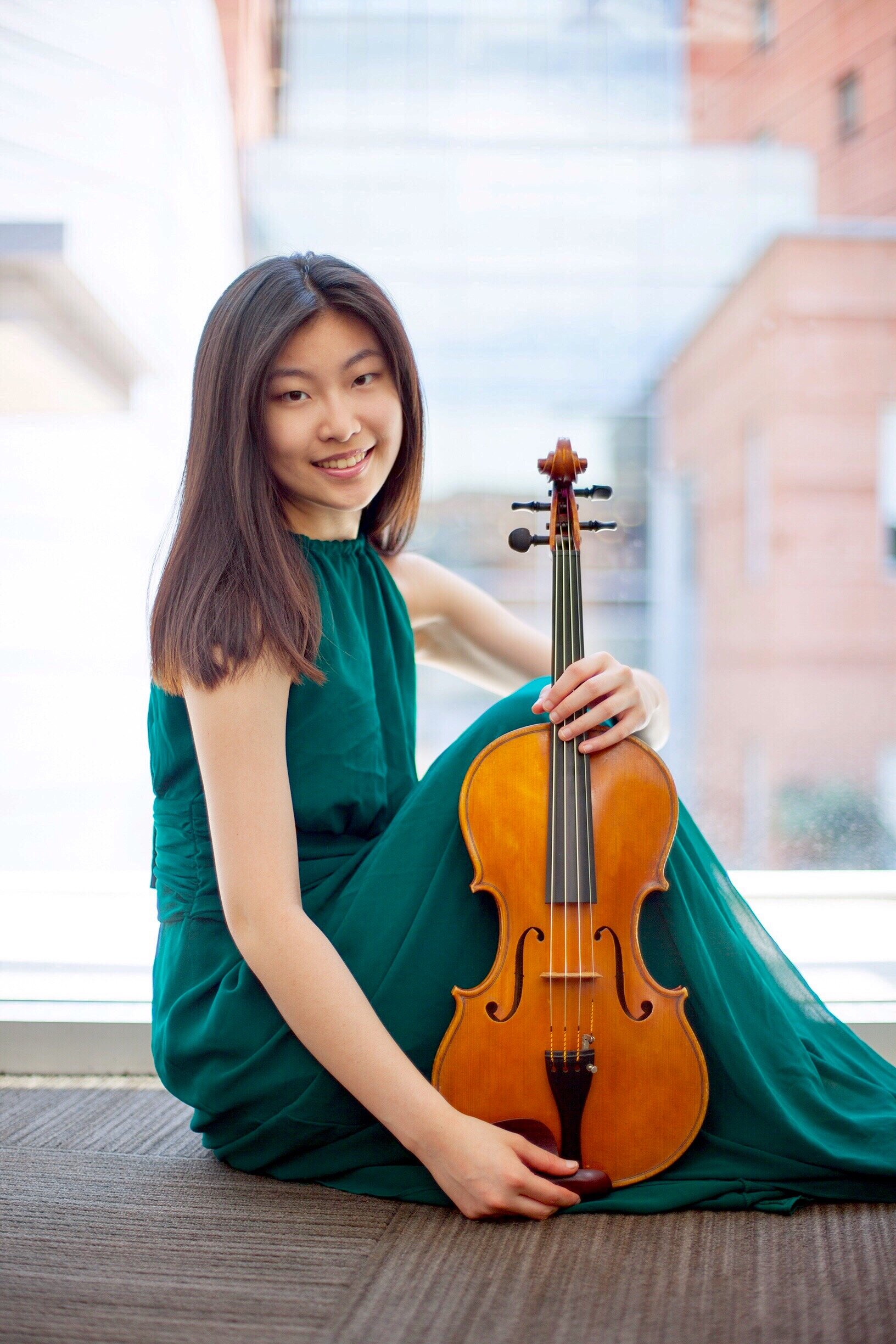 Hsuan-Min Chang, viola