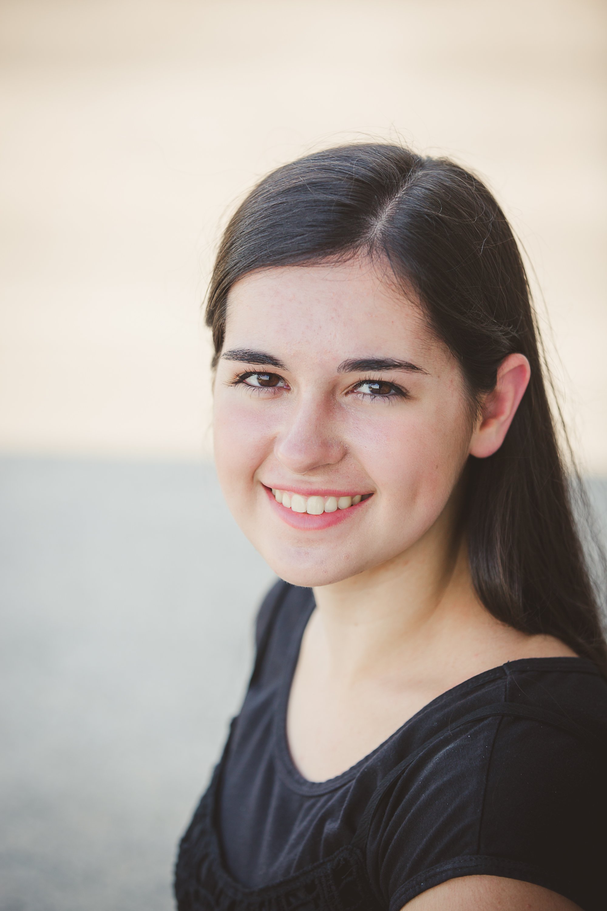 Kaylee Bontrager, violin