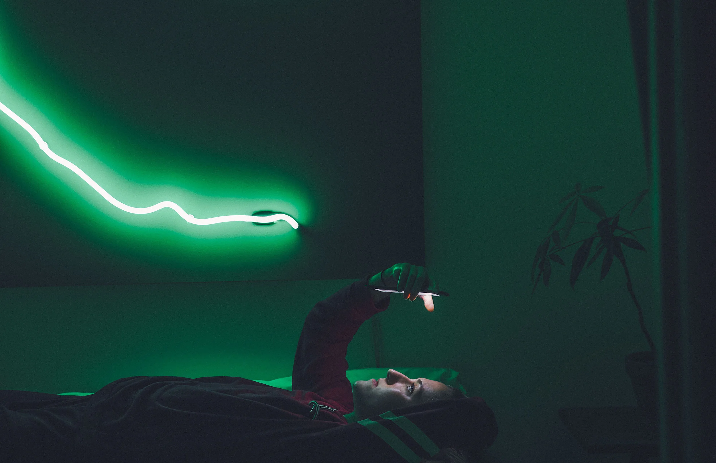 11. Greenroom.jpg