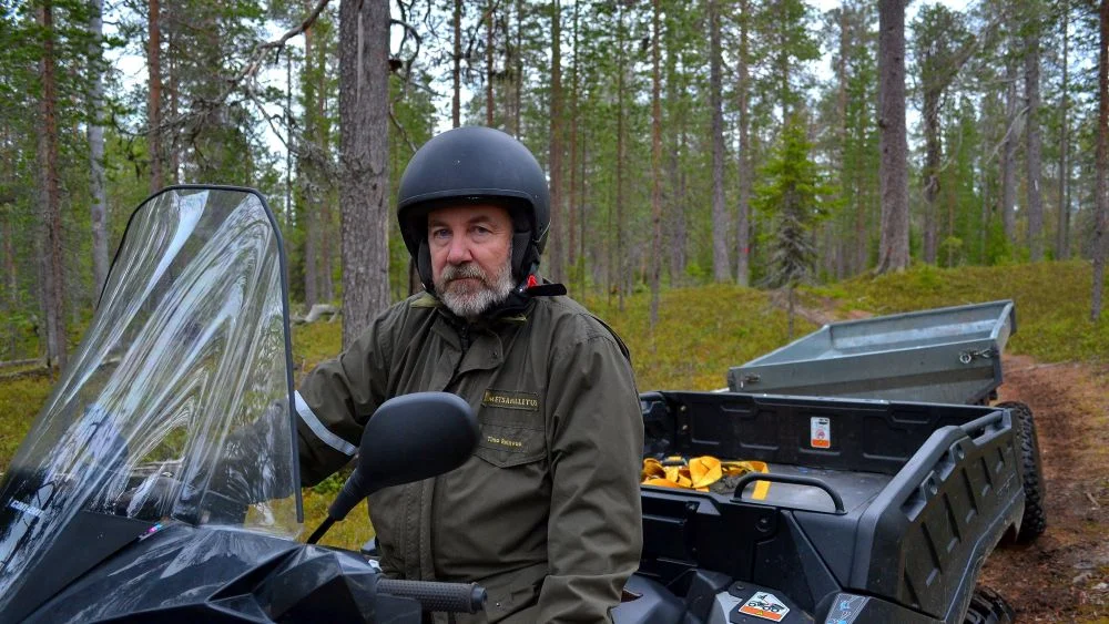 Töitä valvoi puistomestari Timo Reinvuo.