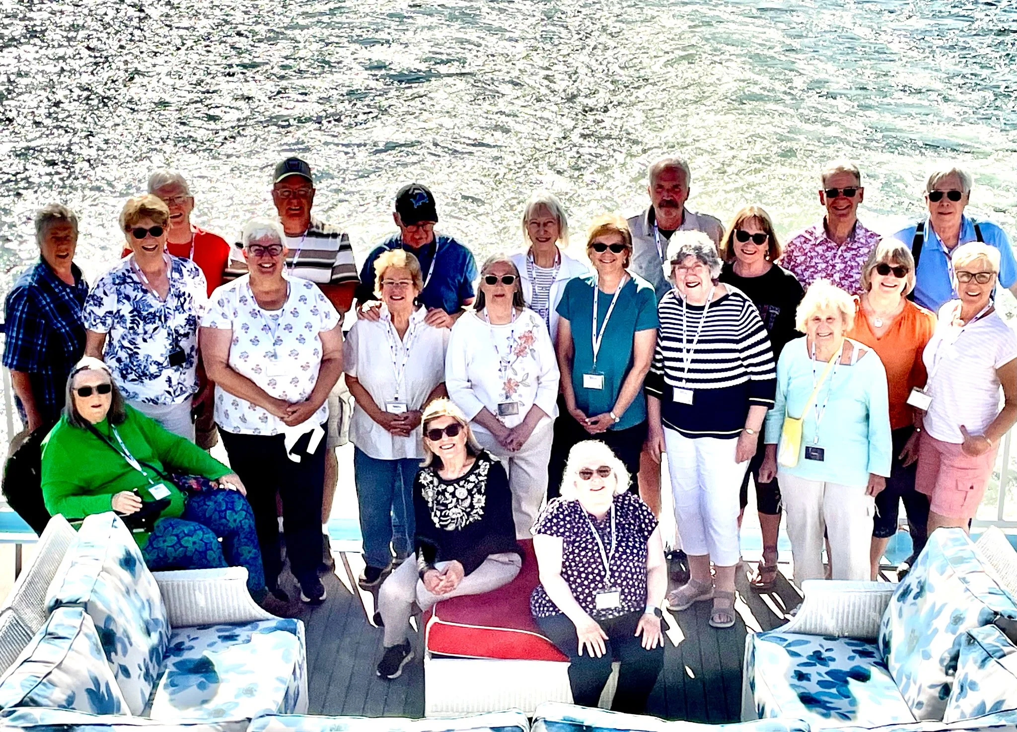 4594685580260089396.JPG