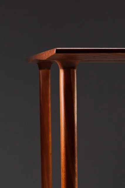 Cherry sofa table, sculpted legs.jpg