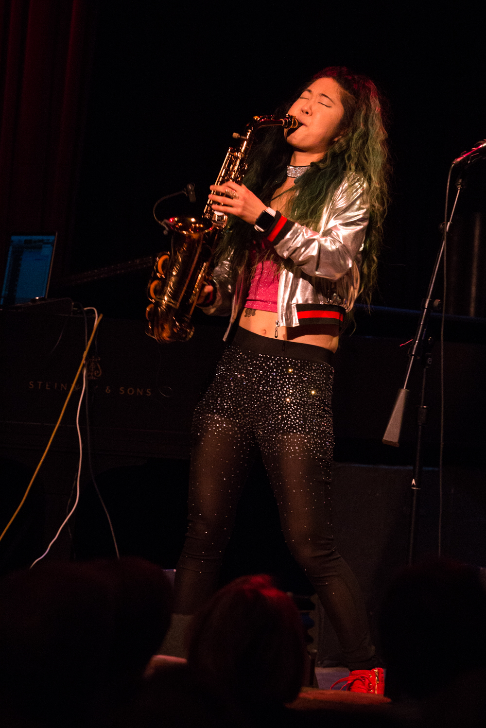 saxophone-player-grace-kelly-yoshis-music-show.jpg