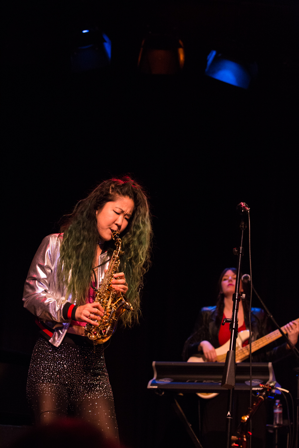 saxophone-player-yoshis-oakland-grace-kelly.jpg