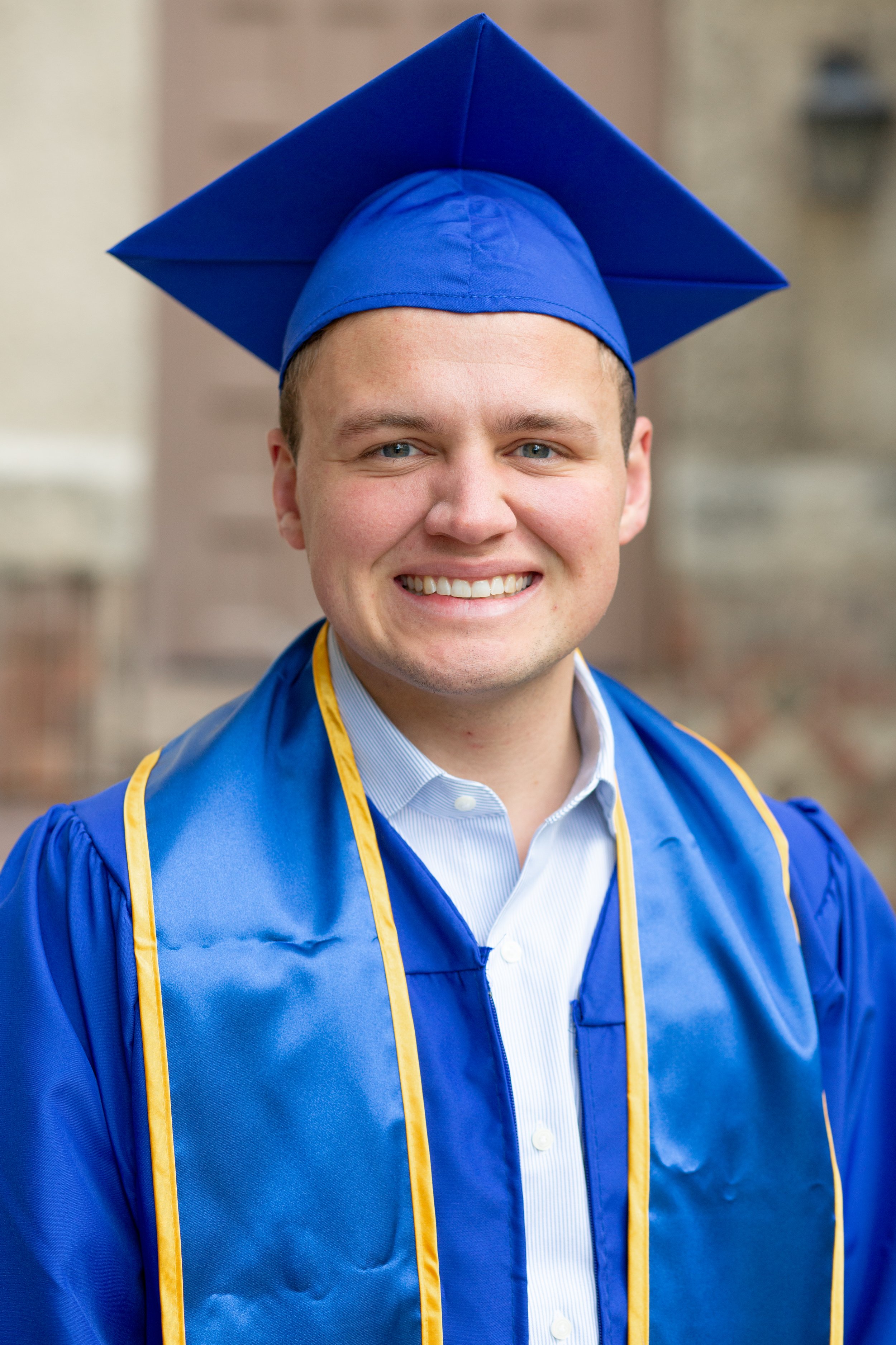 sjsugradportraits_120325_outofthebooth-9.jpg