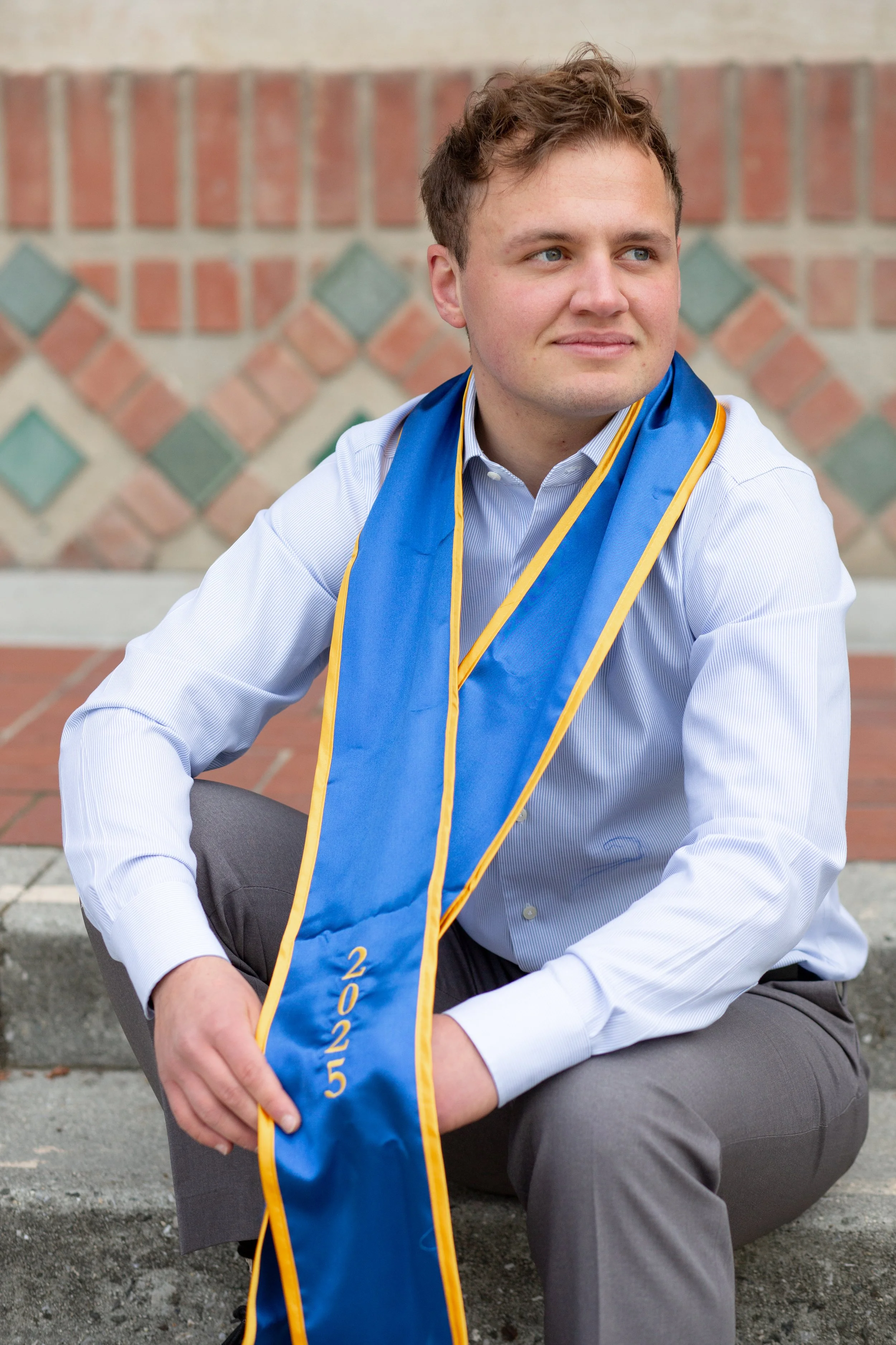 sjsugradportraits_120325_outofthebooth-20.jpg
