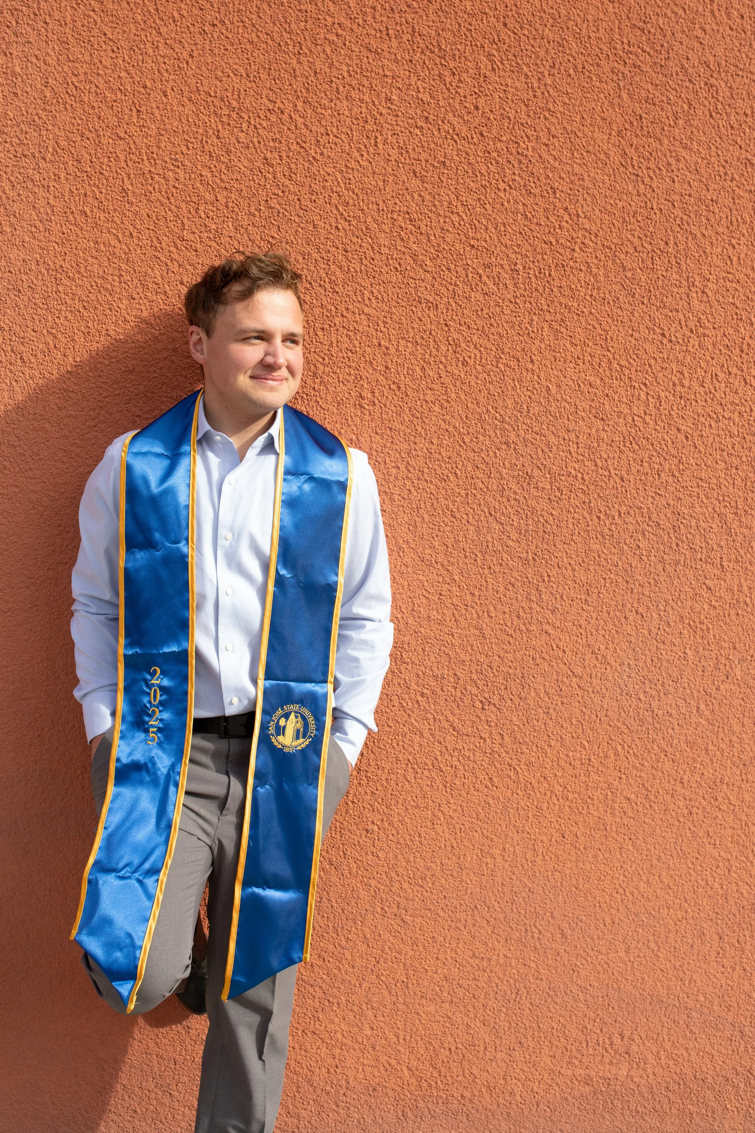 sjsugradportraits_120325_outofthebooth-26.jpg