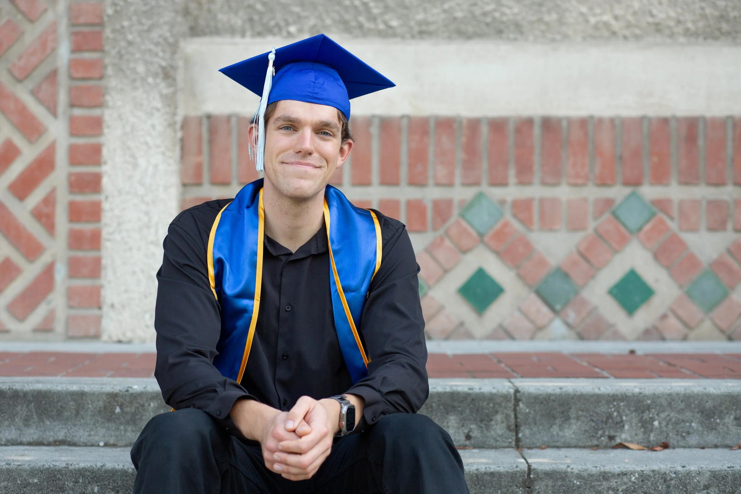 sjsugradportraits_120325_outofthebooth-49.jpg