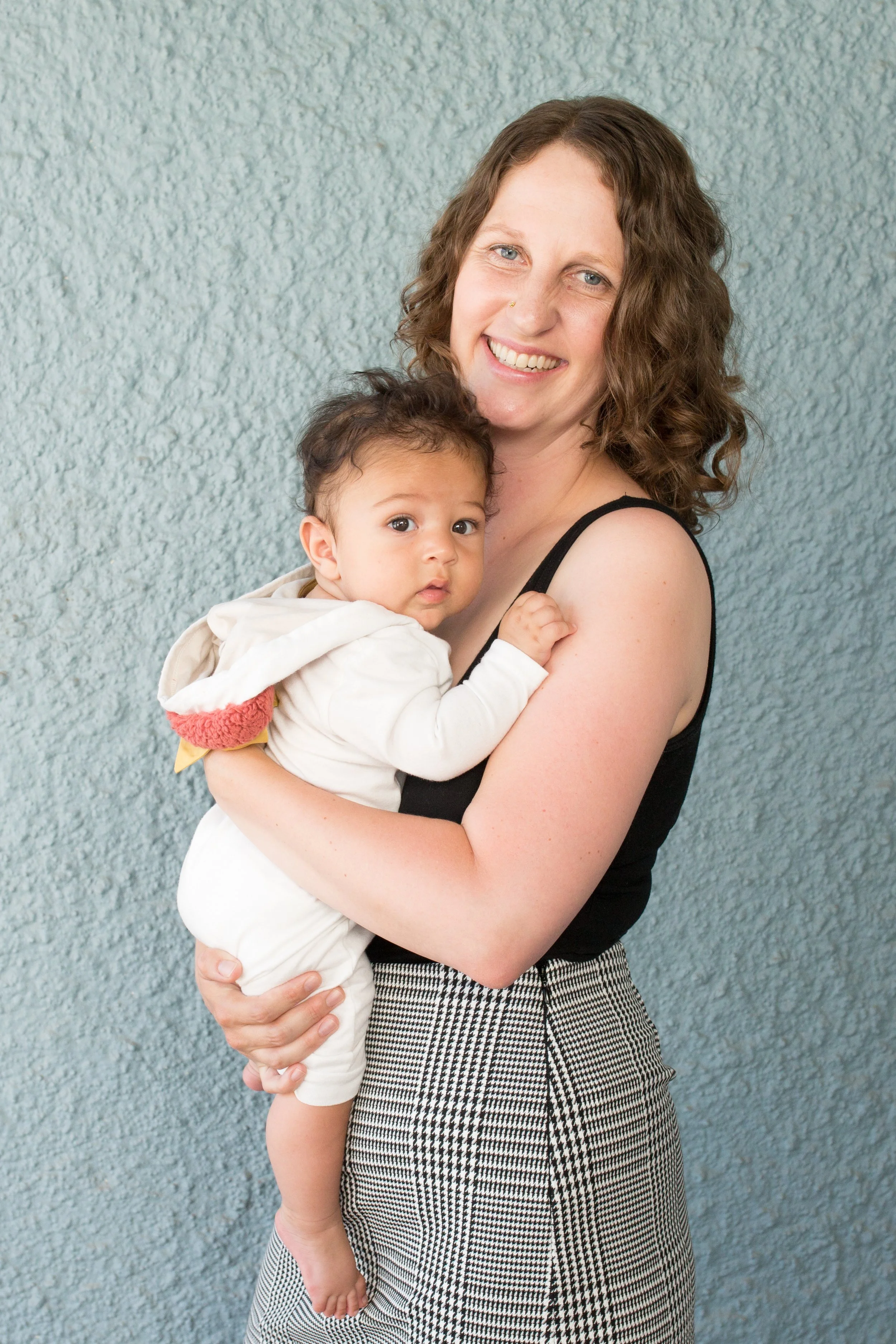 catevijayavifamilyshoot_072819_outofthebooth-84 copy.jpg