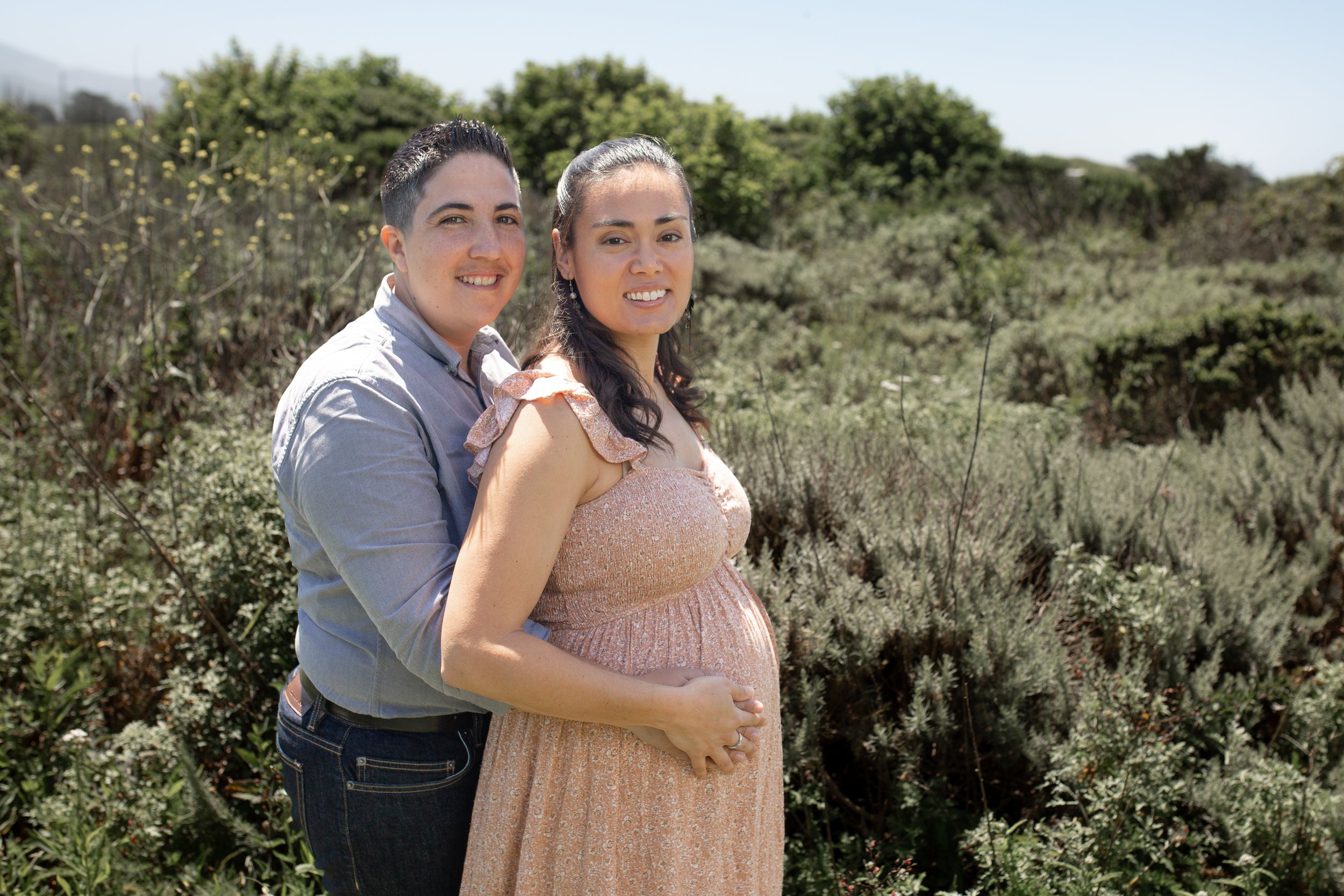 cassieandcatherinematernity_051726_outofthebooth-13.jpg