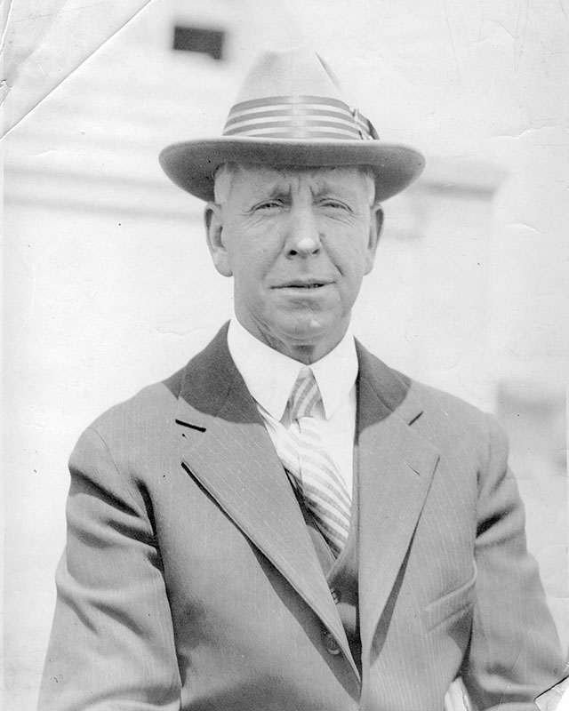 Gallery_Track & Field_HOF_Christie,-Walter.jpg