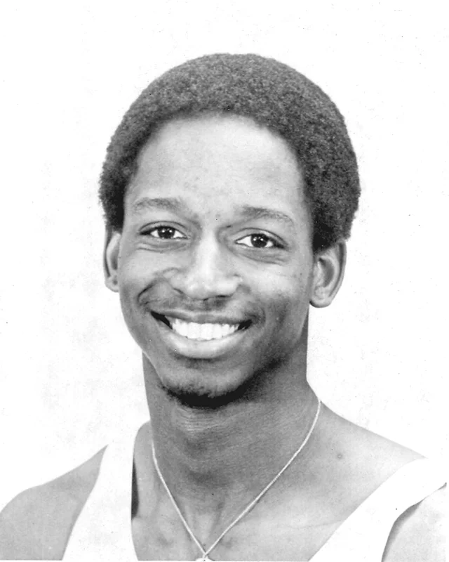 Gallery_Track & Field_HOF_Cowling,-Larry.jpg