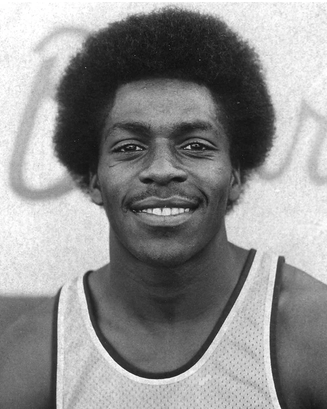 Gallery_Track & Field_HOF_Robinson,-James.jpg