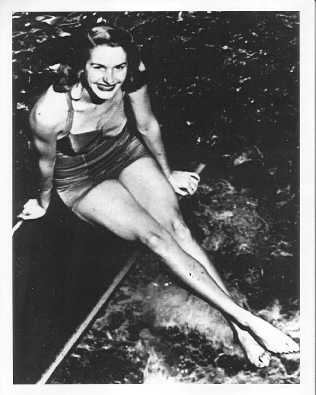 Gallery_Swimming_HOF_Cuneo,-Ann.jpg