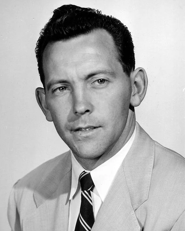 CARL VAN HEUIT