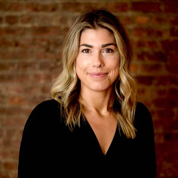 STEPHANIE SCHNUGG