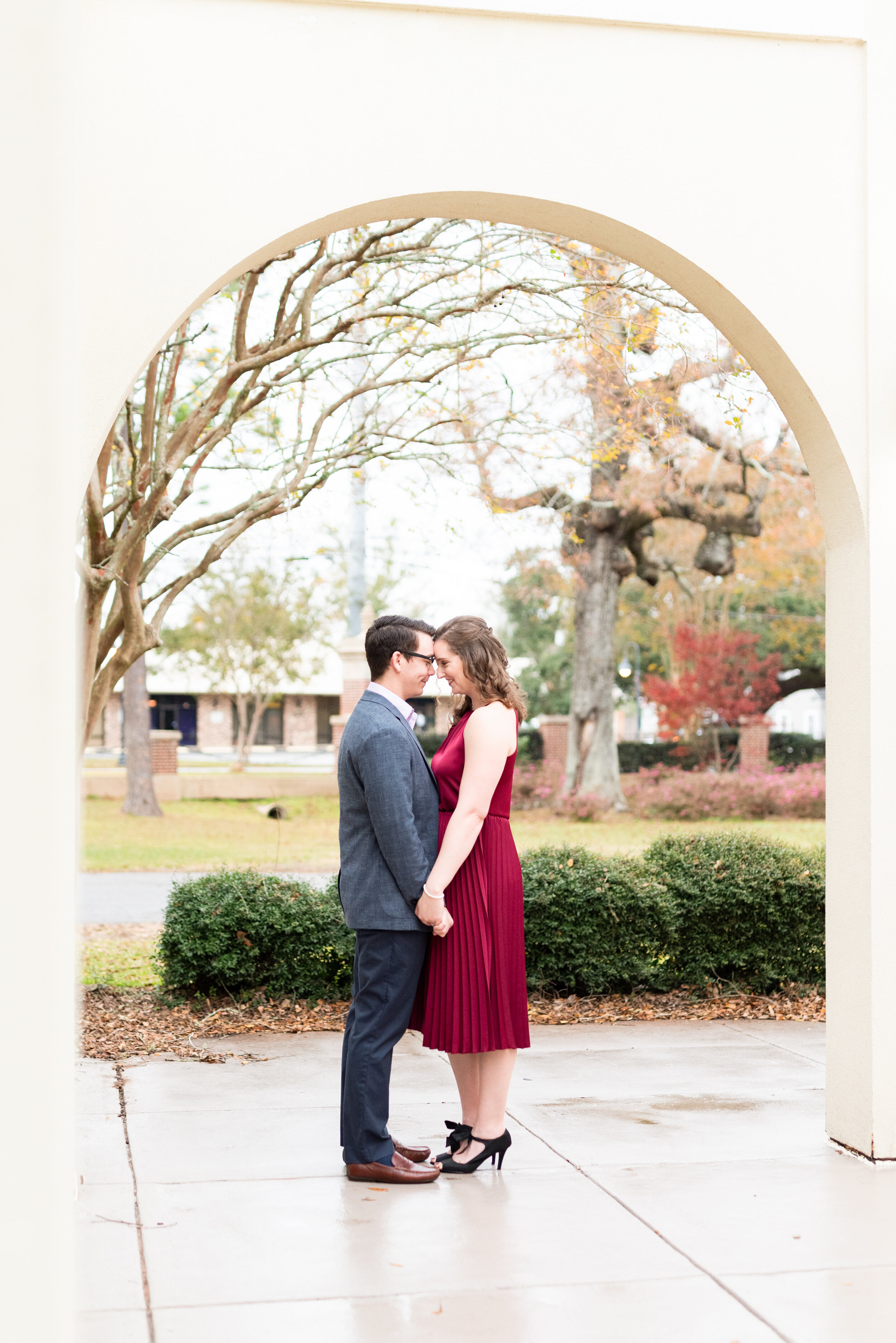 Carpe Diem Engagement Photoshoot | Spring Hill College Engagement Photoshoot | Rainy Day Engagement Photoshoot | Photography by Kristen Marcus Photography