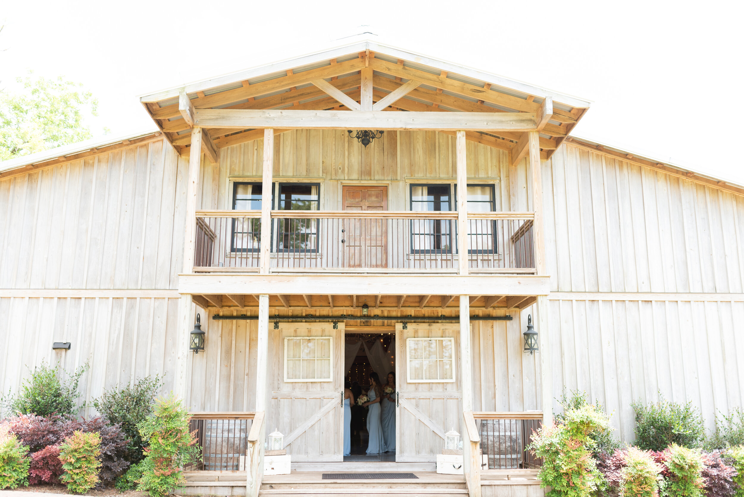 Kalioka Stables Wedding in Alabama Photography Photographed by Kristen Marcus Photography