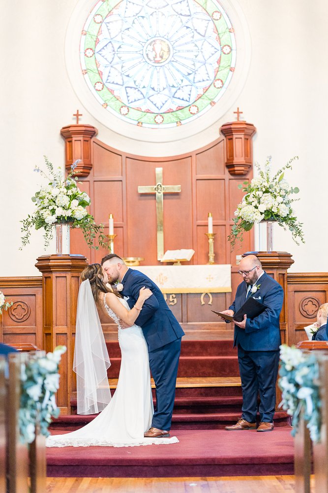 Fairhope United Methodist Church Wedding Ceremony with Nix Center Reception in Fairhope Alabama Wedding | Alabama Wedding Photographer - Kristen Marcus Photography