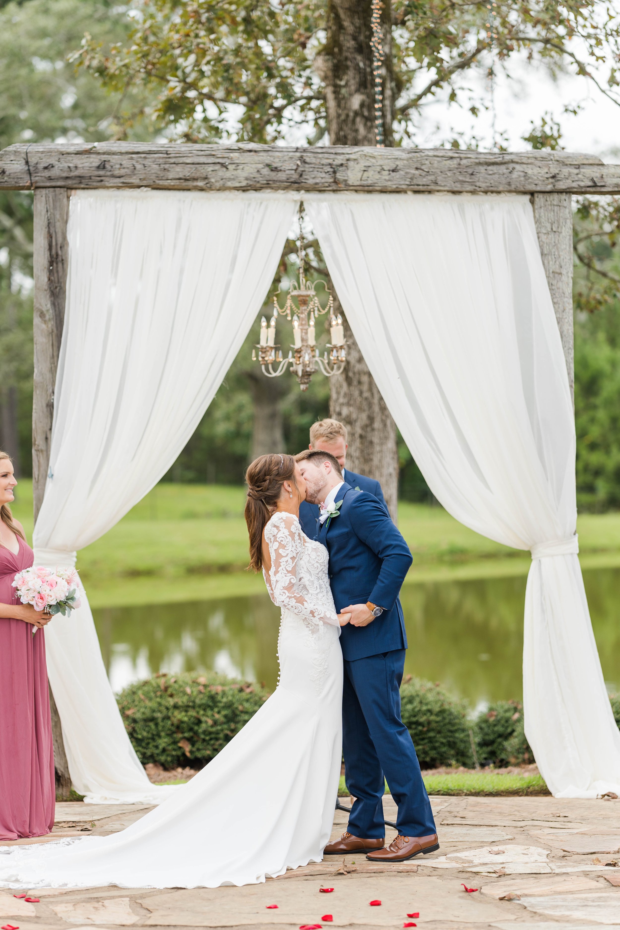 Barn at Bridlewood Hattiesburg Mississippi Wedding Photographed by Kristen Marcus Photography | Mississippi Wedding Photographer