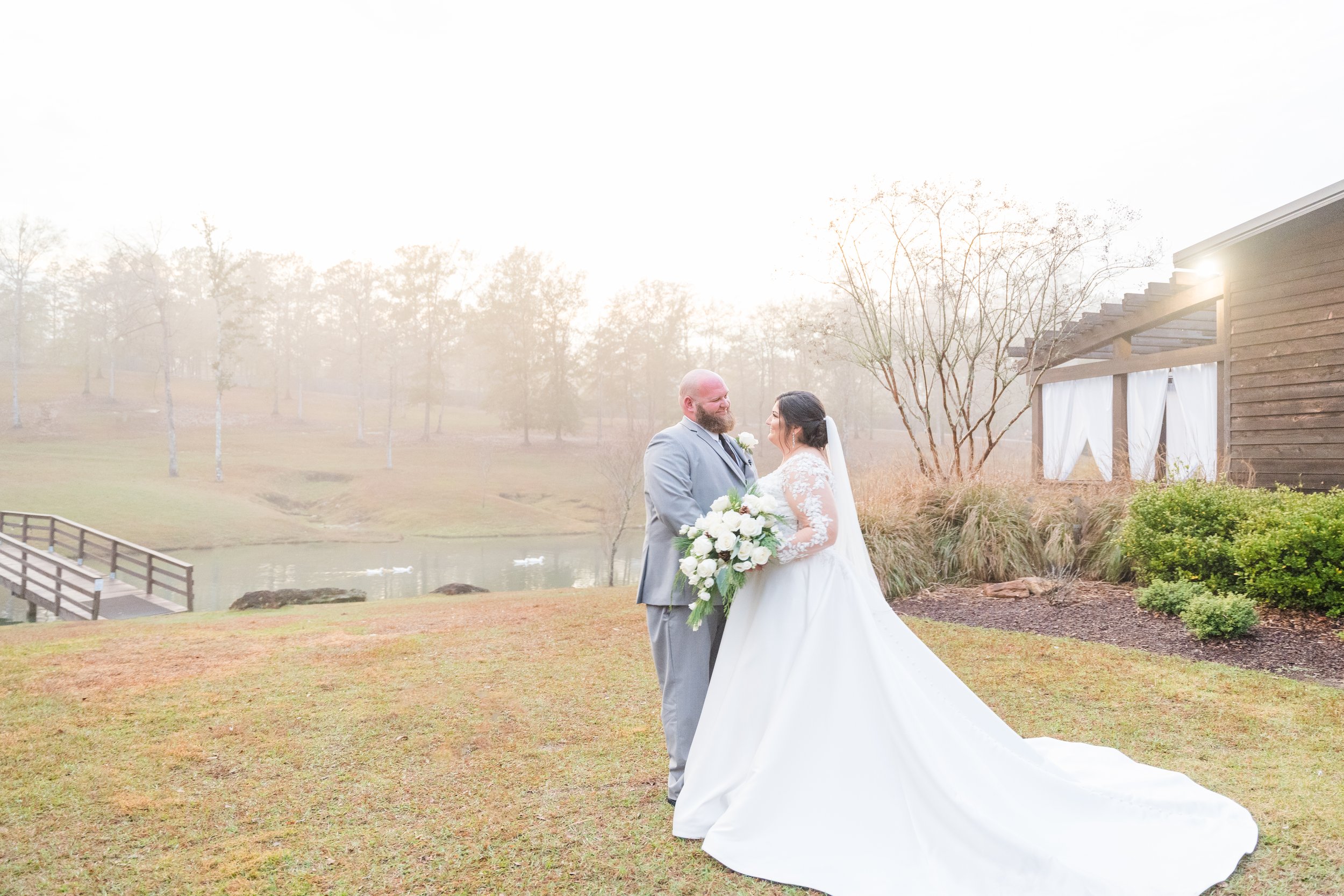Izenstone Wedding | The Roberts