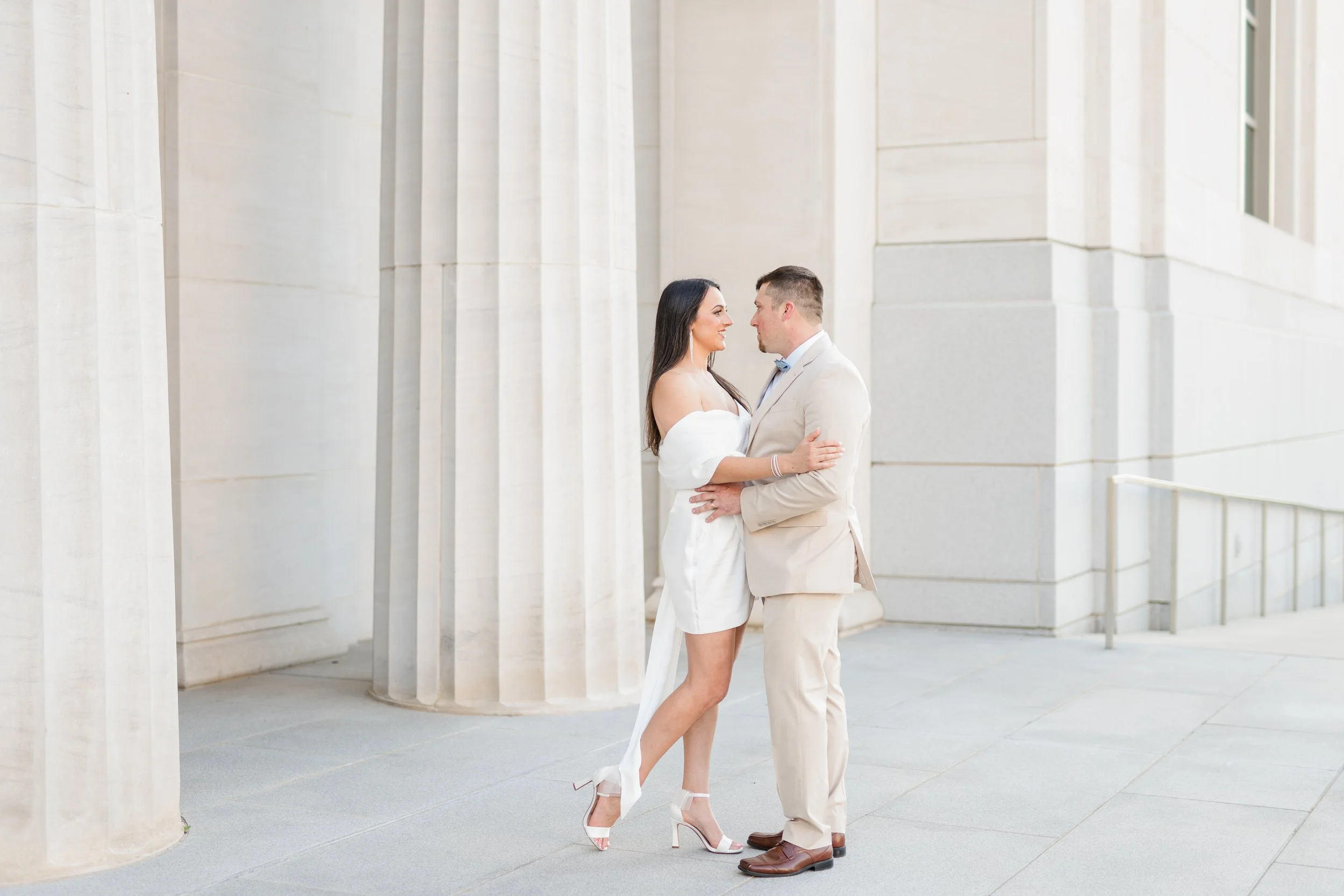 Downtown Mobile AL Elopement Photoshoot at the Federal Courthouse Building 