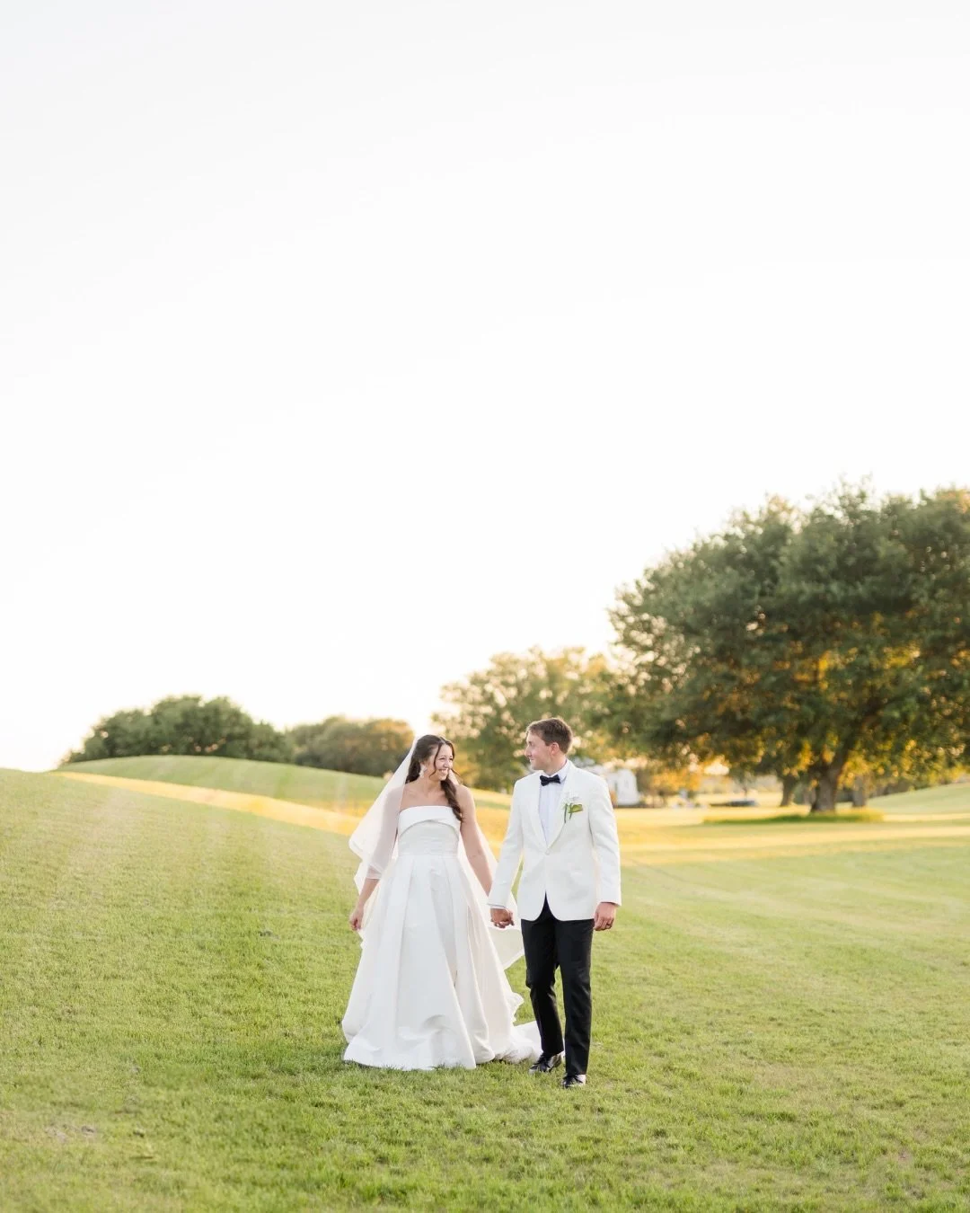 Every detail of this wedding was planned to perfection 🤍 Congratulations Macy &amp; Reed!! 

Alabama wedding photographer | Veranda at the Preserve